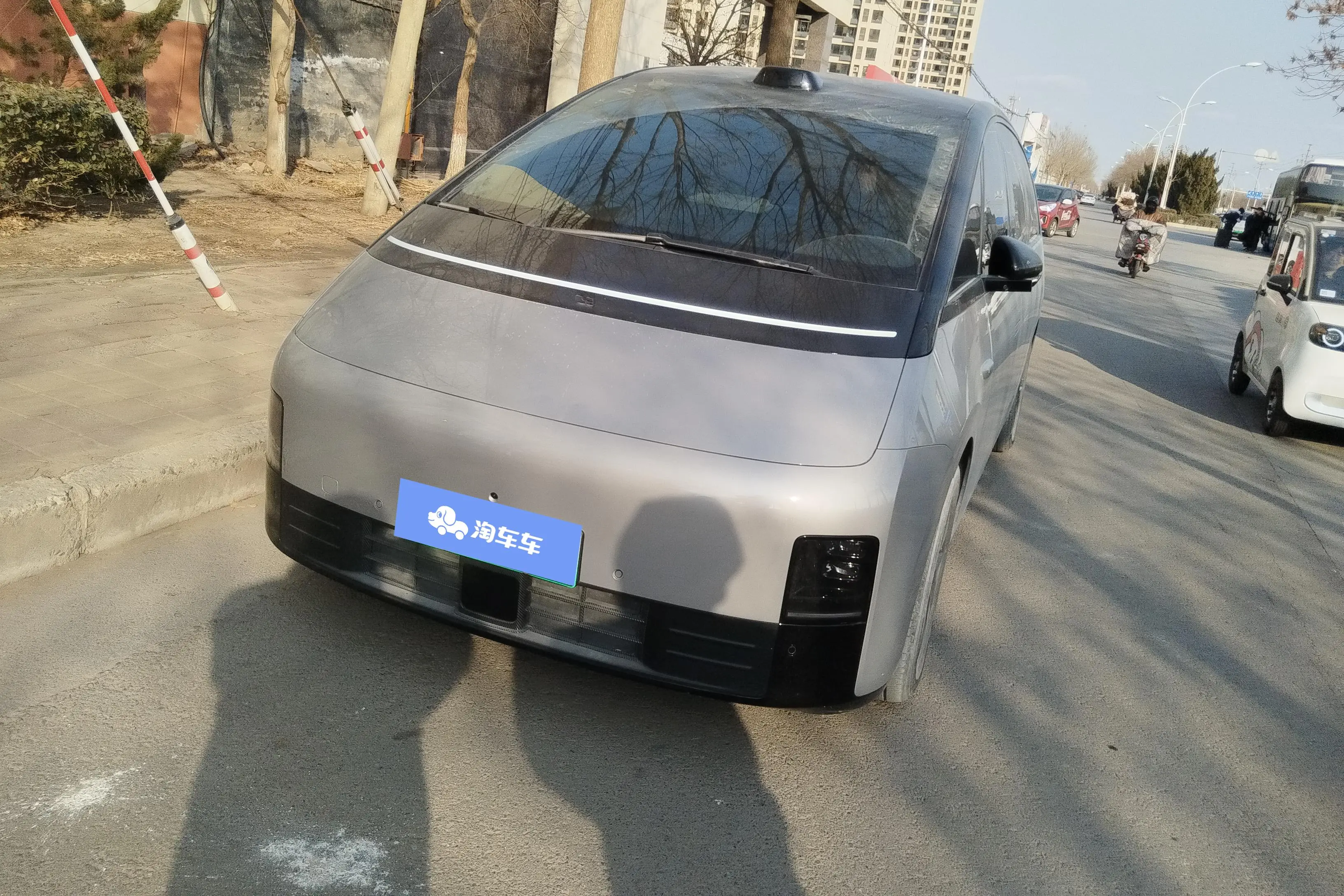 Li MEGA (Ideal MEGA)  из Китая