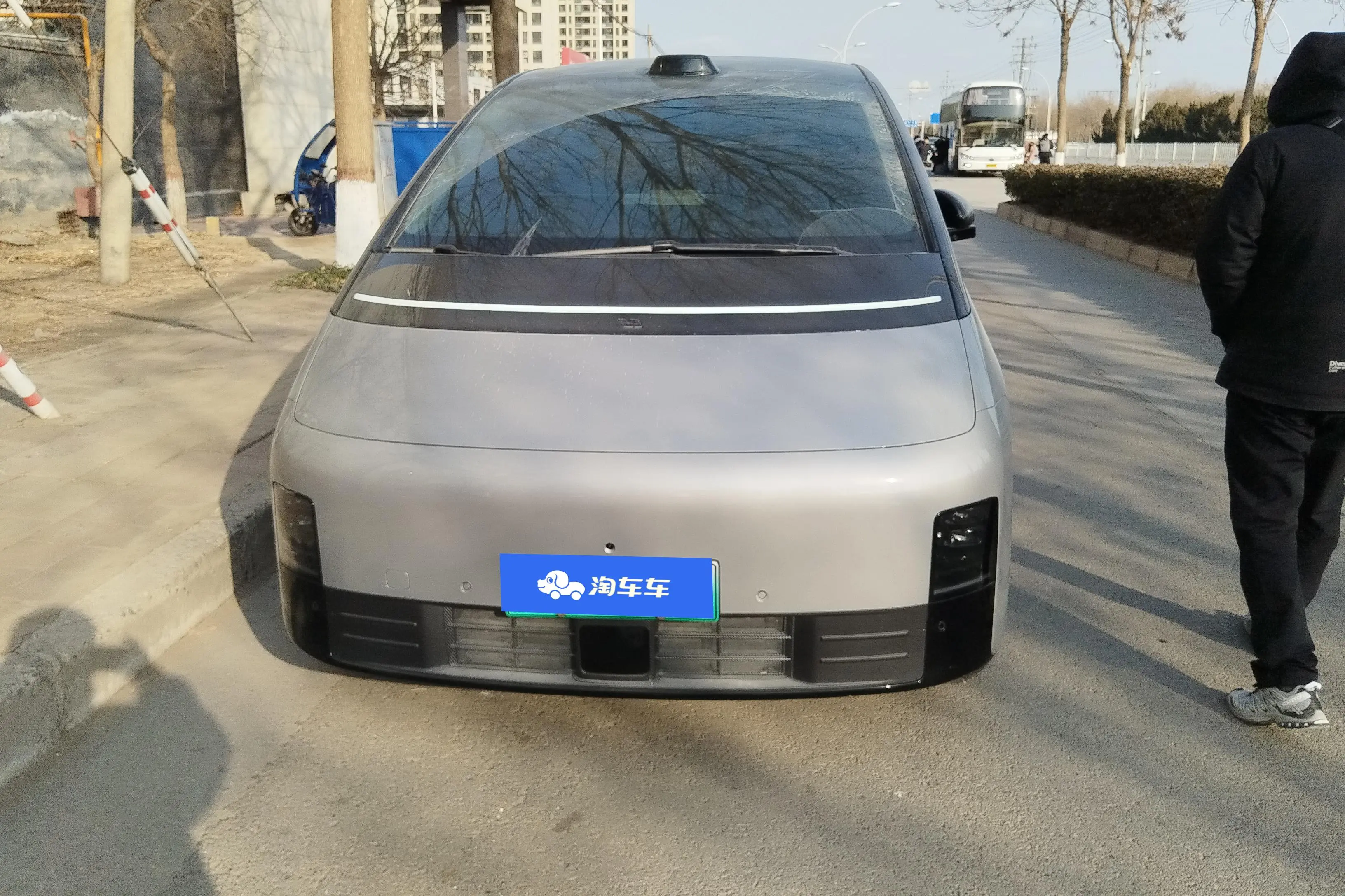 Li MEGA (Ideal MEGA)  из Китая