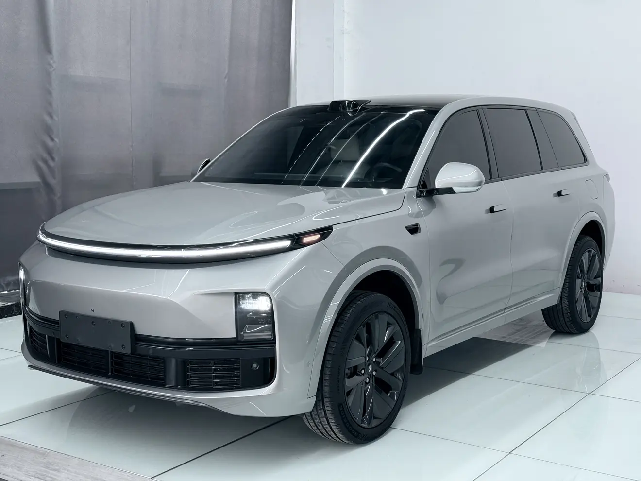 Li L9 (Ideal L9)  из Китая