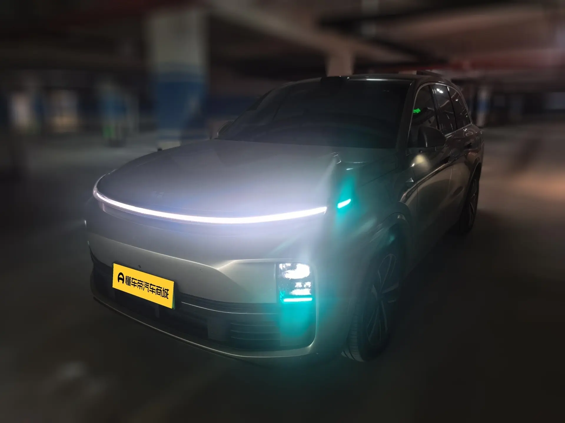 Li L8 (Ideal L8)  из Китая