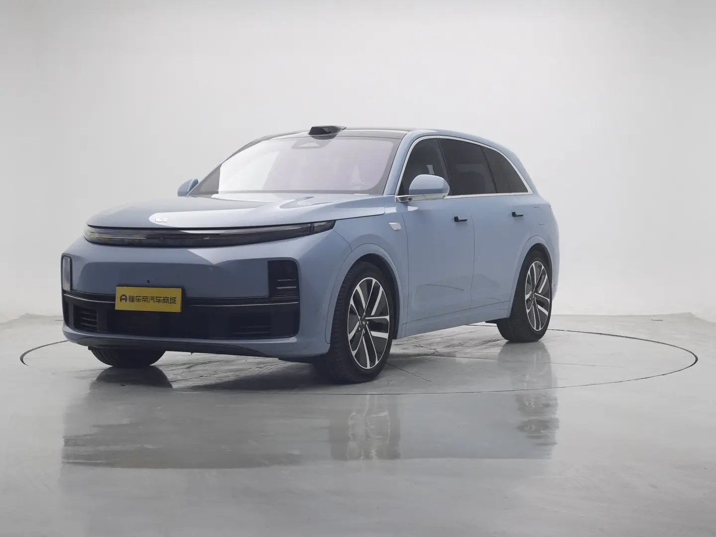 Li L7 (Ideal L7)  из Китая