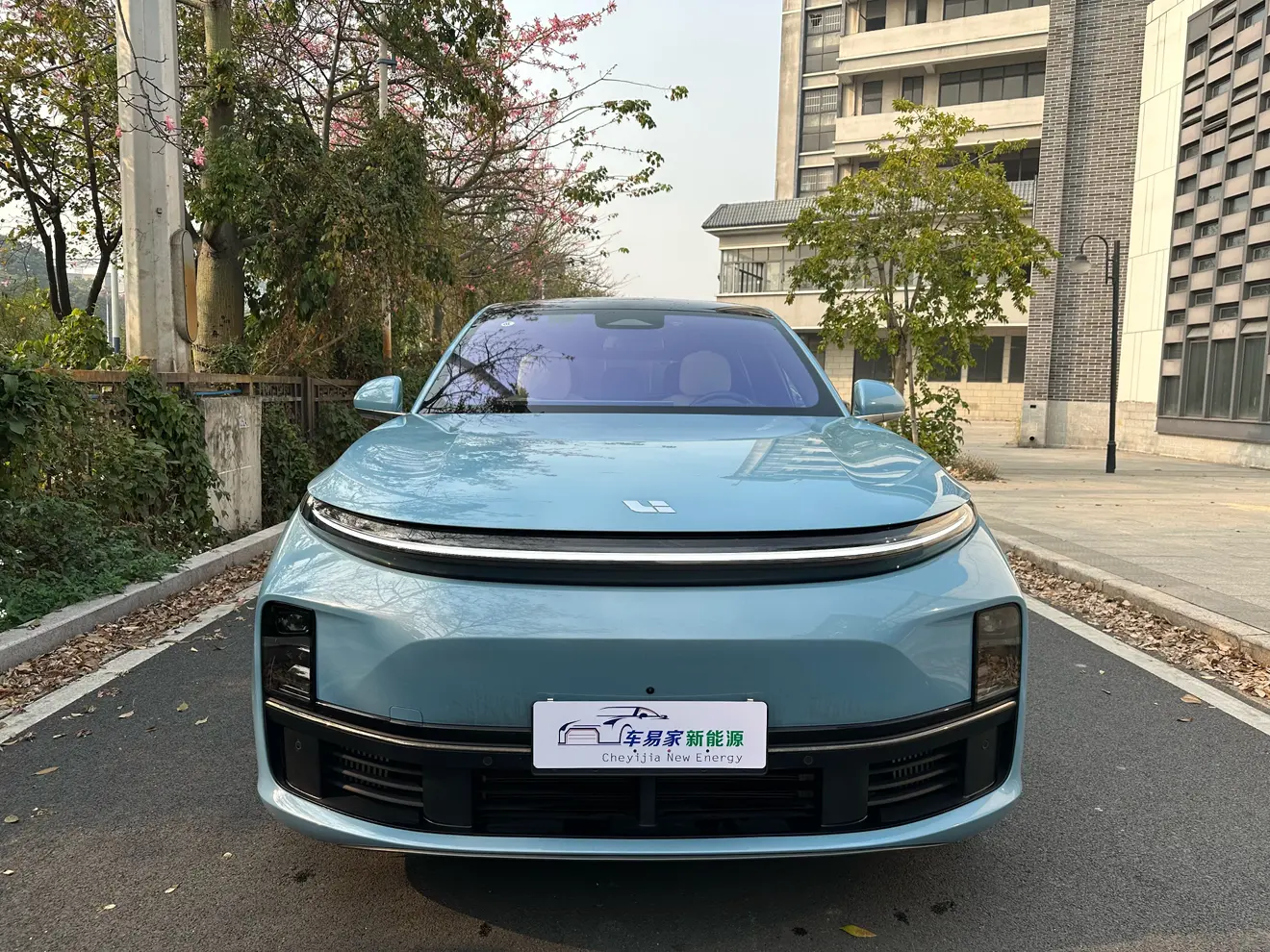 Li L7 (Ideal L7)  из Китая