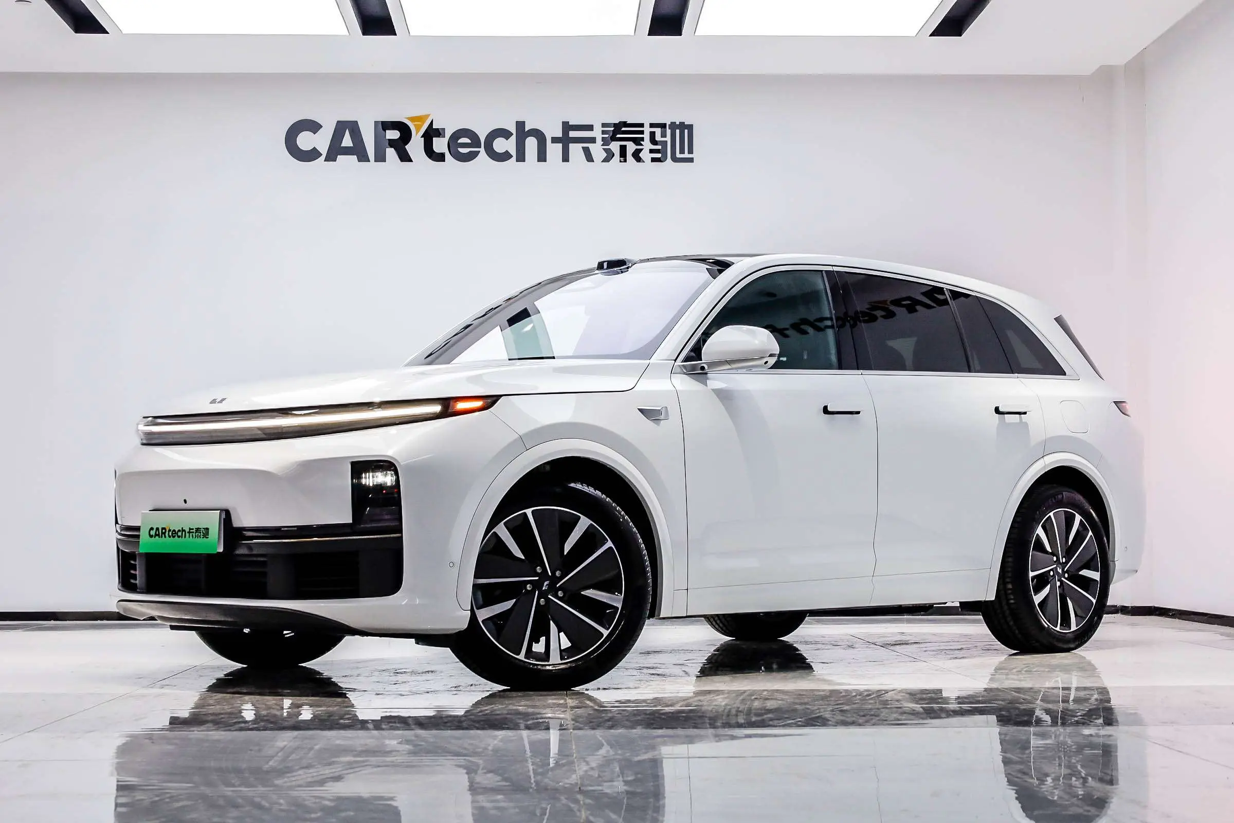 Li L7 (Ideal L7)  из Китая