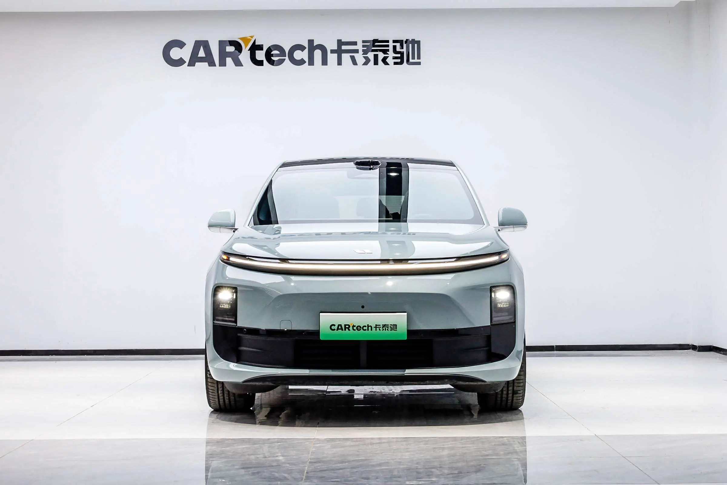 Li L6 (Ideal L6)  из Китая