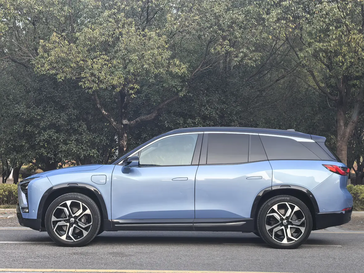 NIO ES8  из Китая