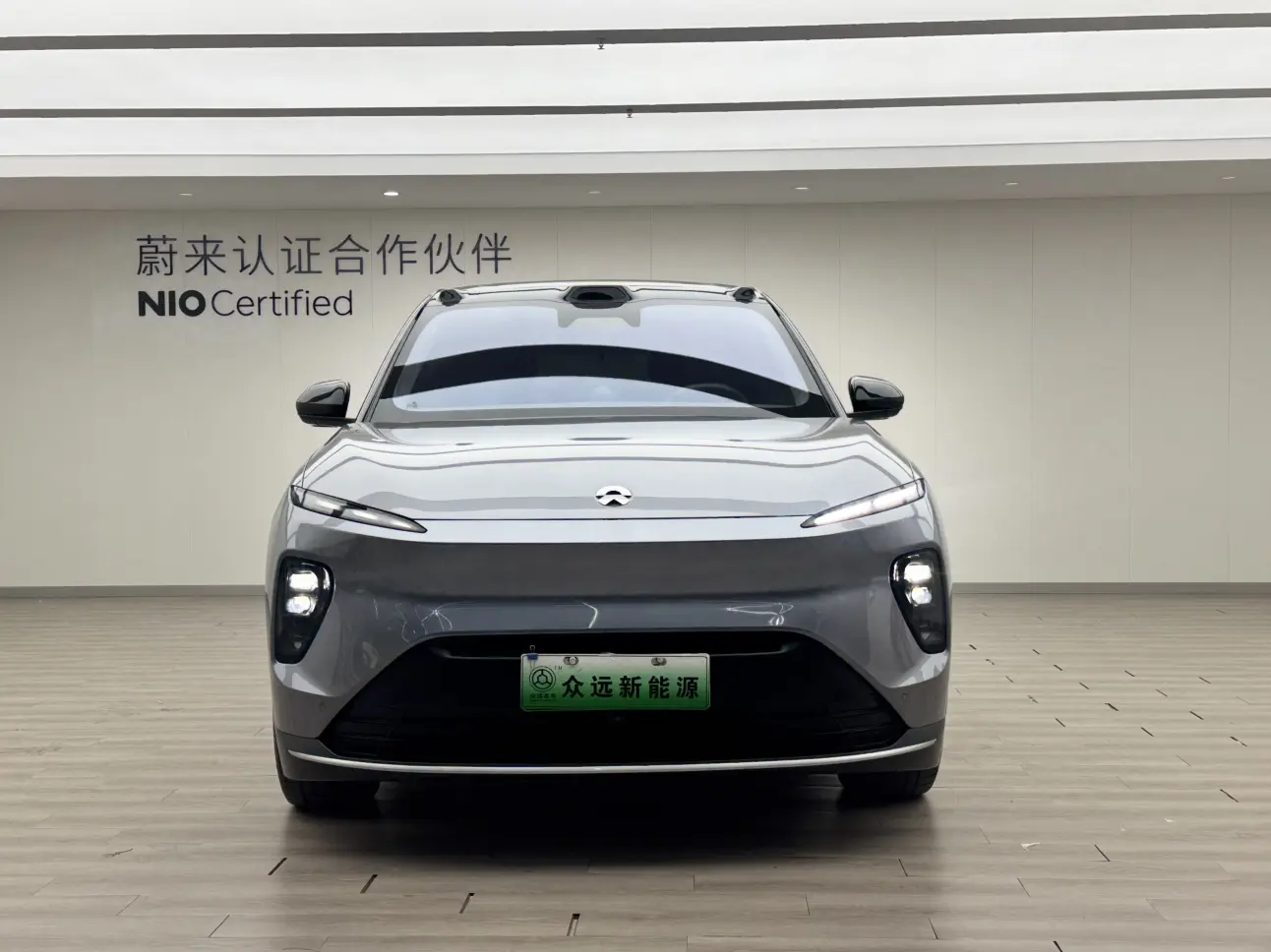 NIO ES8  из Китая