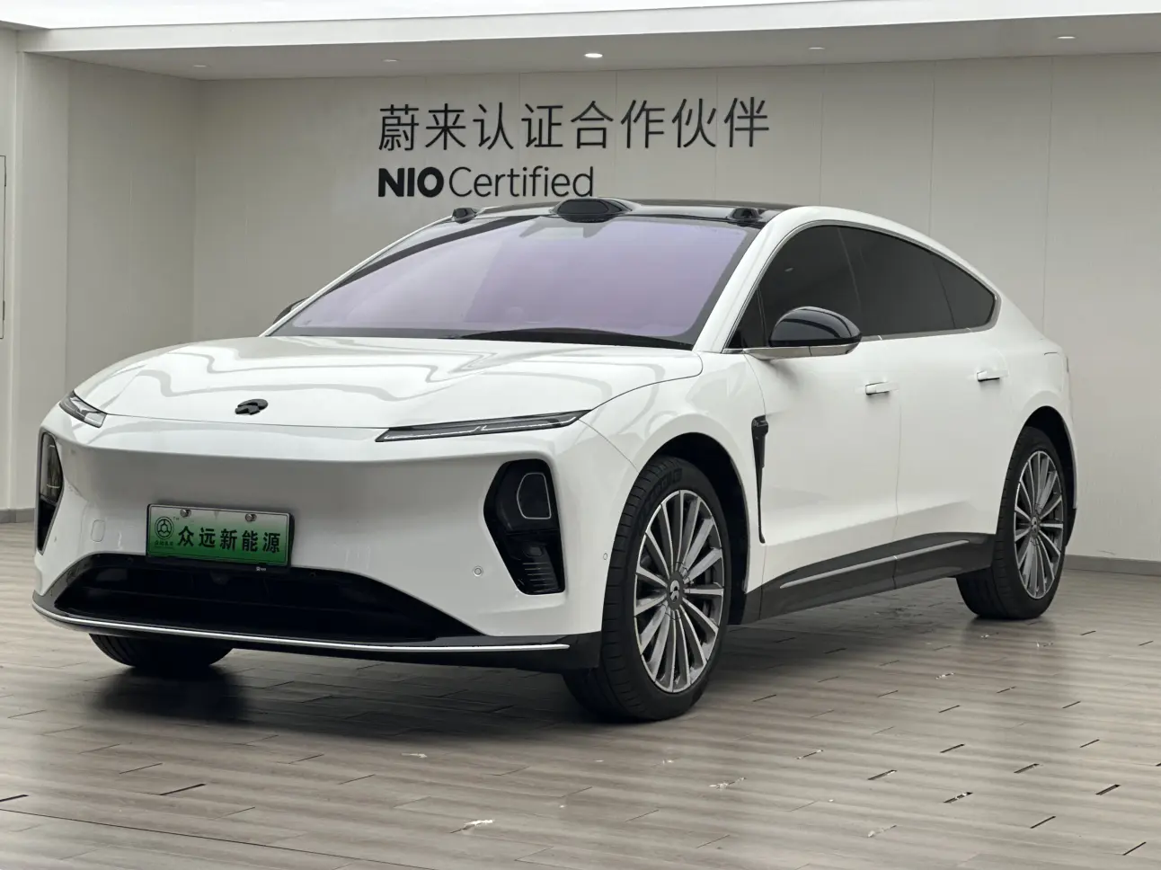 NIO ET9  из Китая
