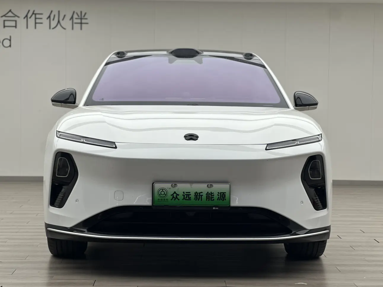 NIO ET9  из Китая