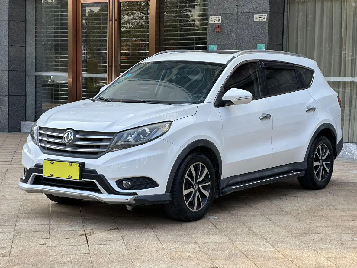 Dongfeng Fengon 580  из Китая