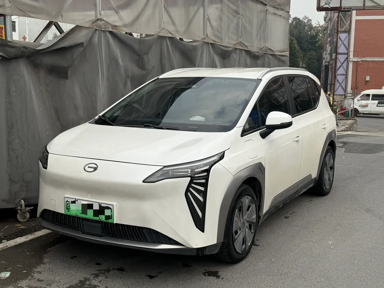 AION Y  из Китая