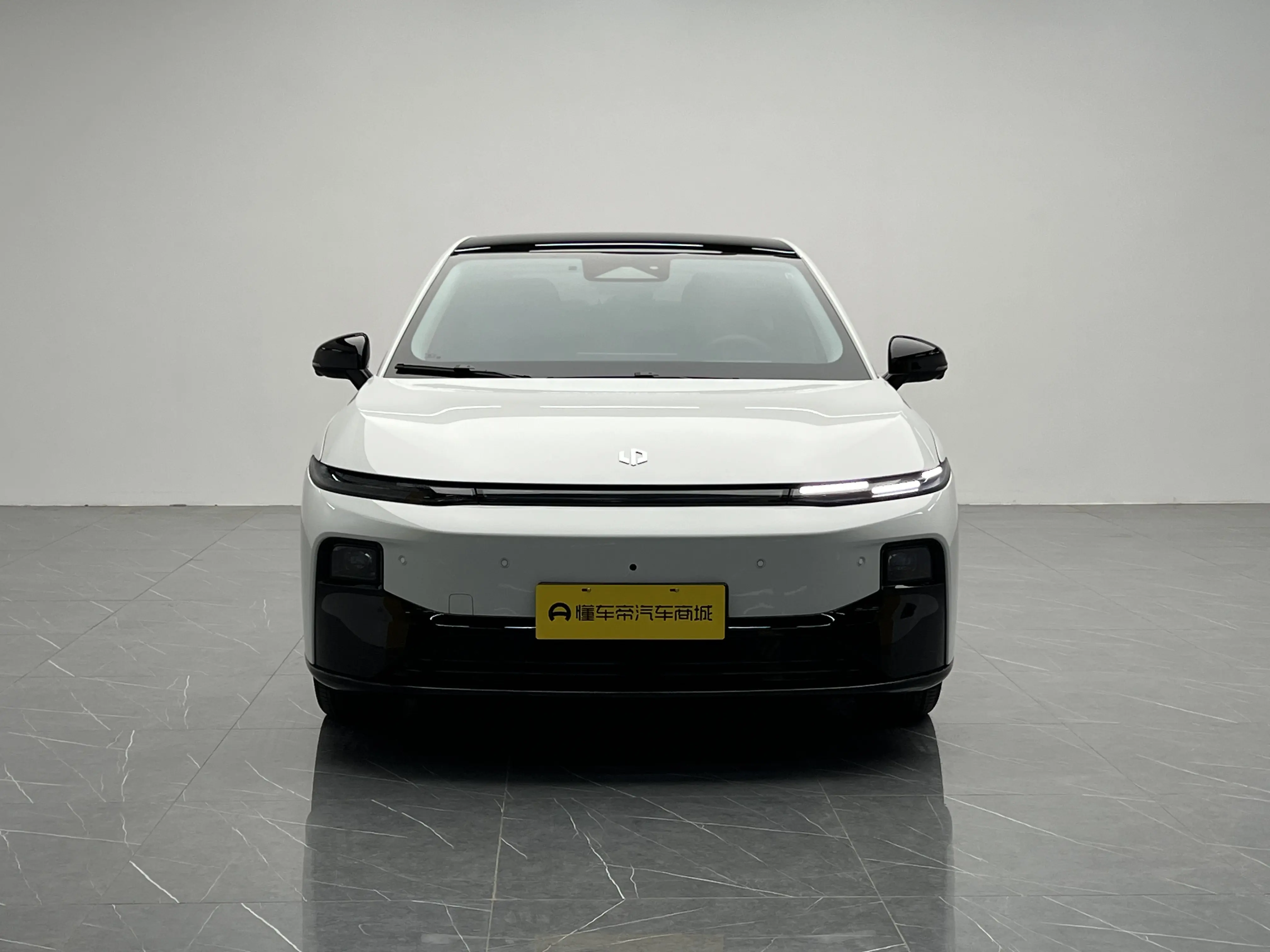 Leapmotor Leap running B01  из Китая