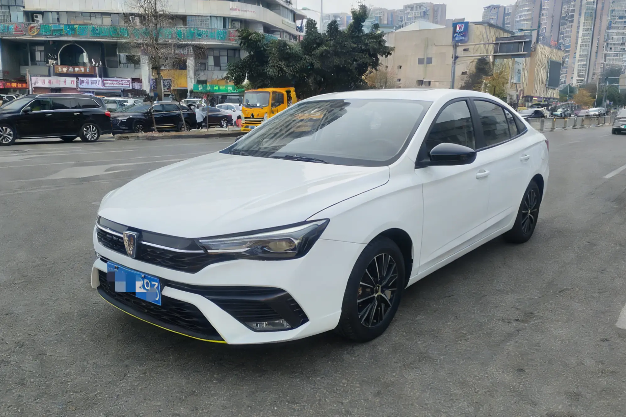 Roewe i5  из Китая