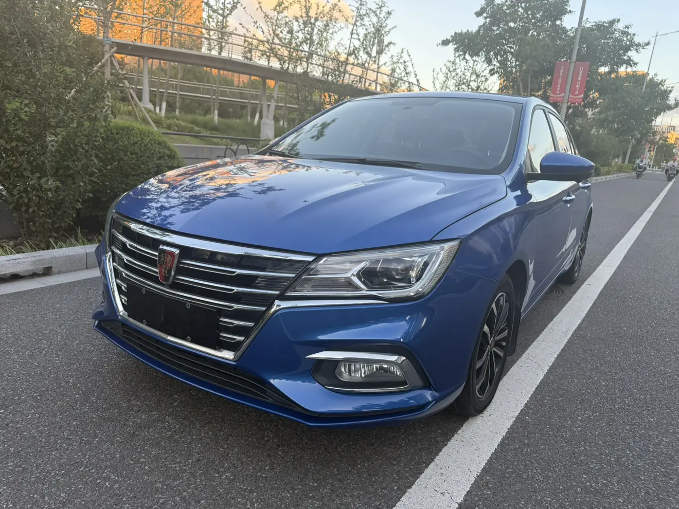 Roewe i5  из Китая