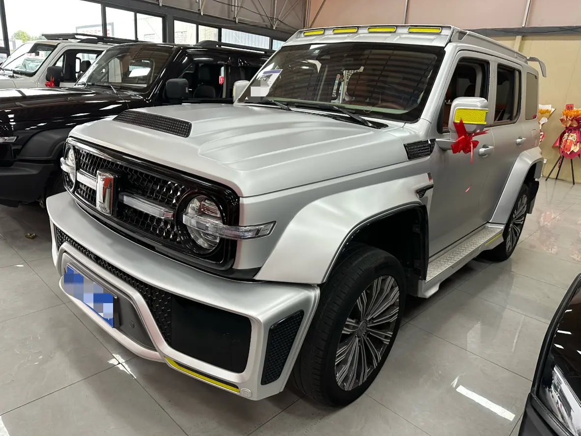 Tank Cyber  300  из Китая