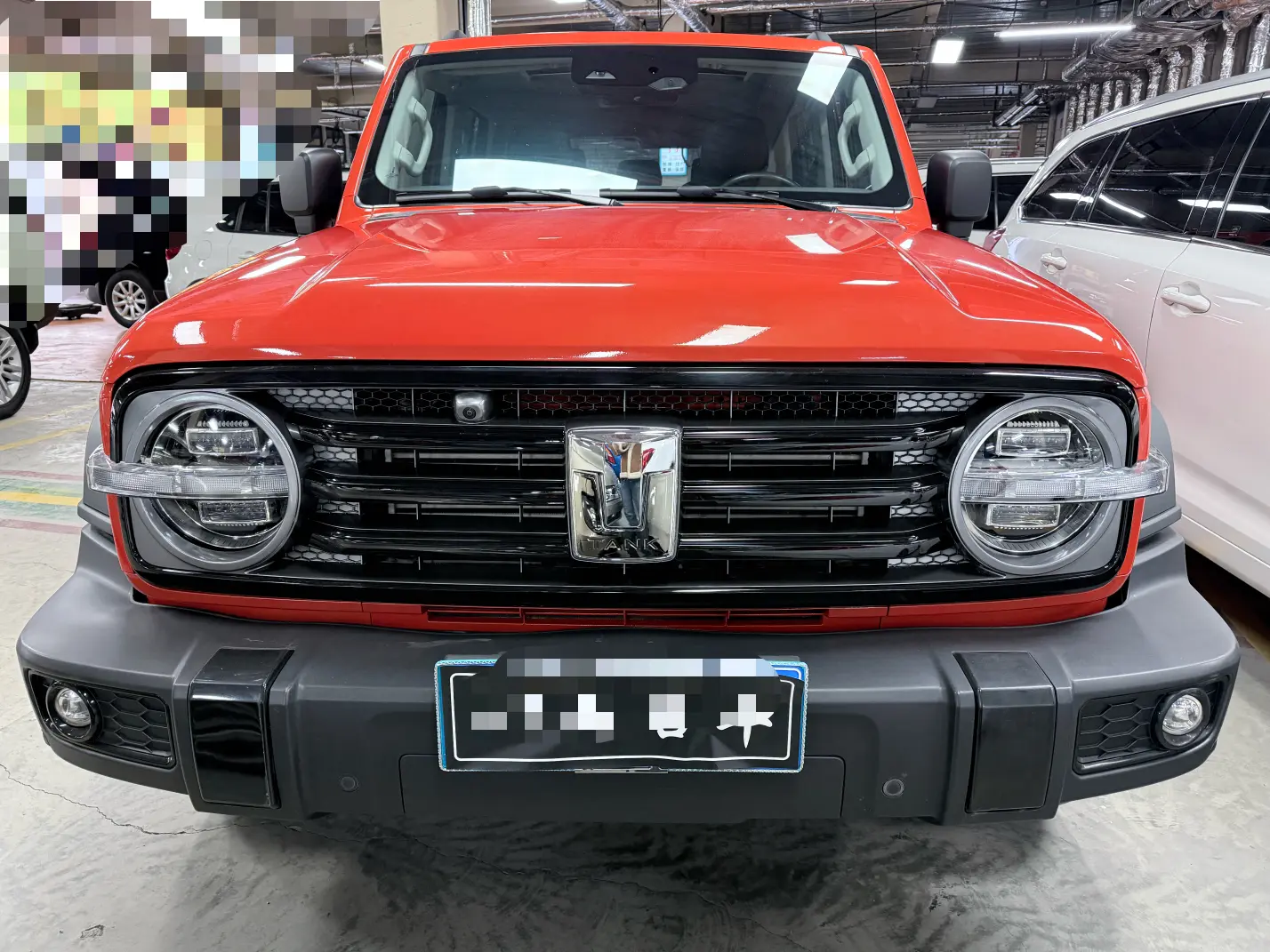 Tank 300  из Китая