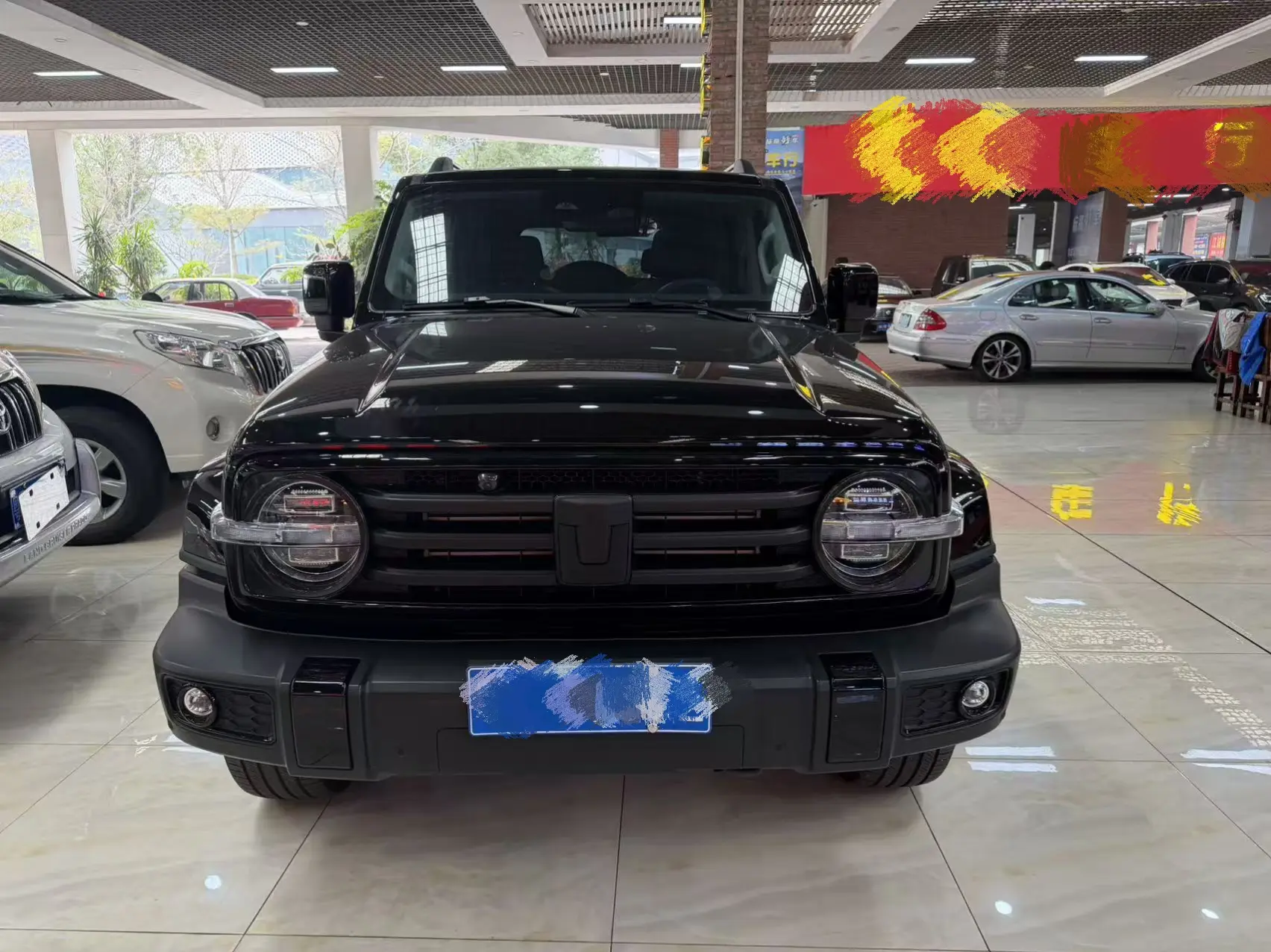 Tank 300  из Китая