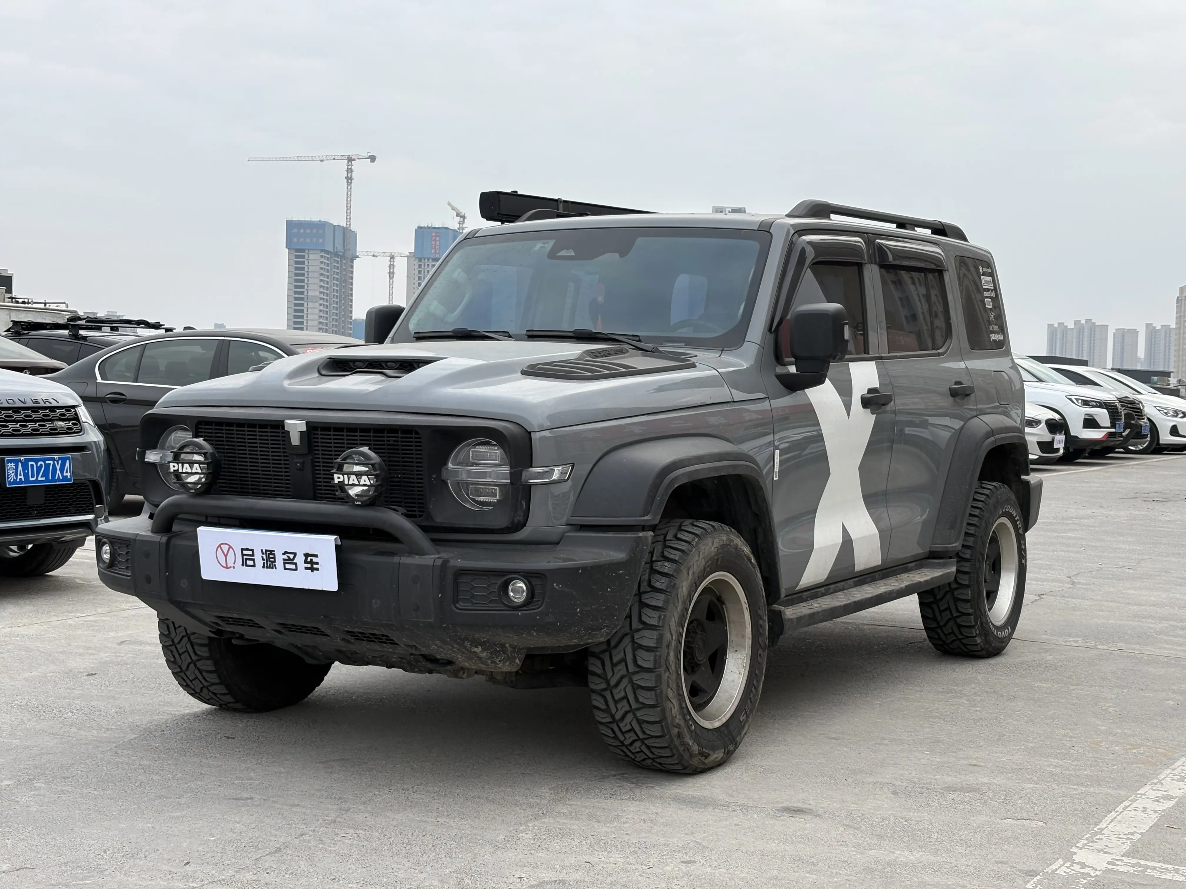 Tank 300  из Китая