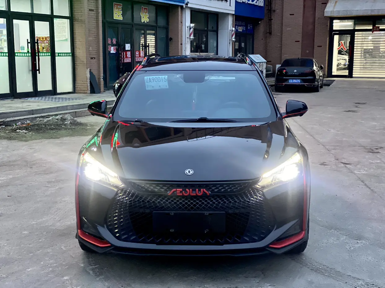 Dongfeng Yixuan GS  из Китая