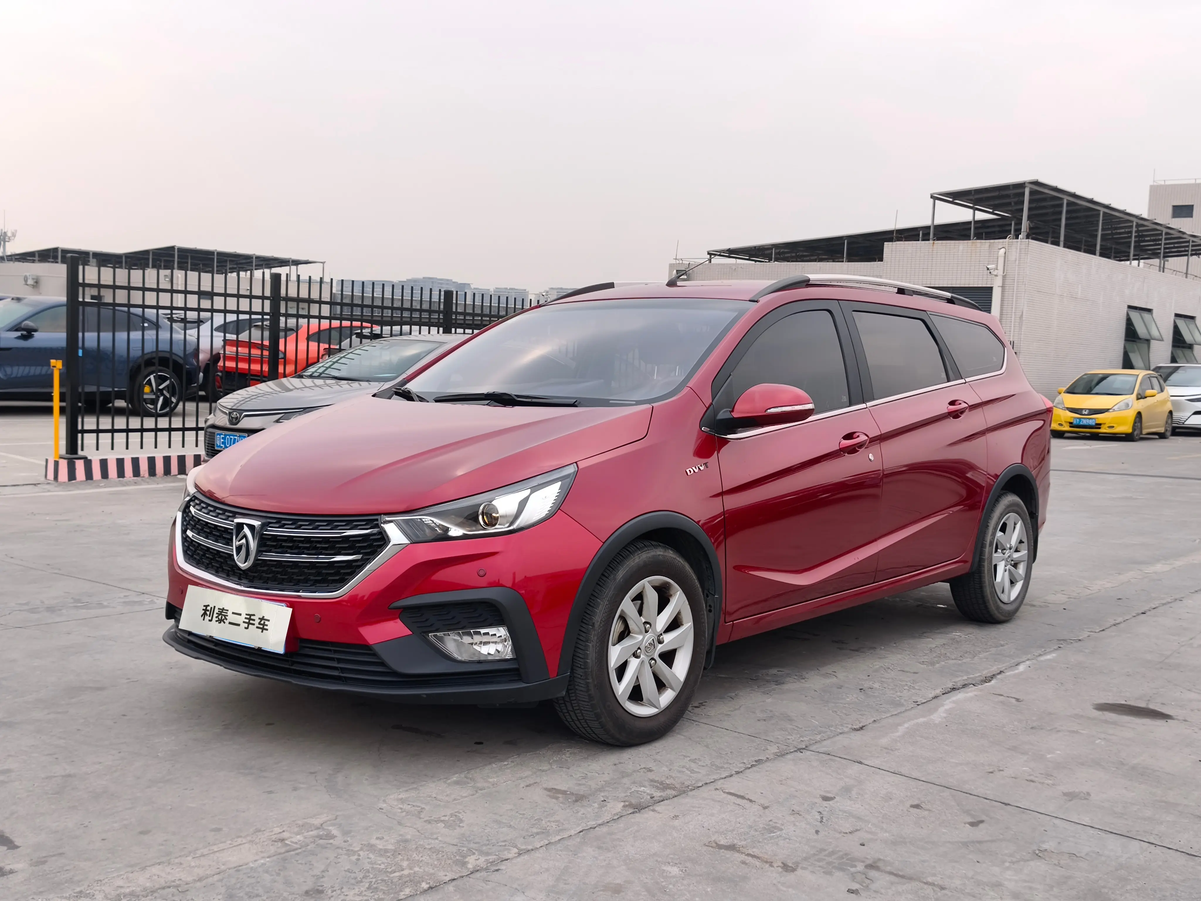 Baojun 310W  из Китая