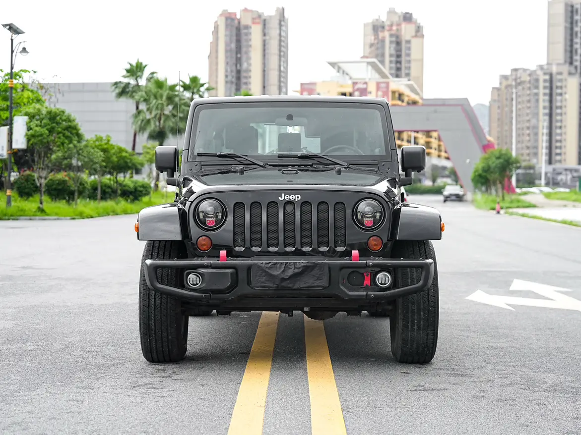 Jeep Wrangler  из Китая