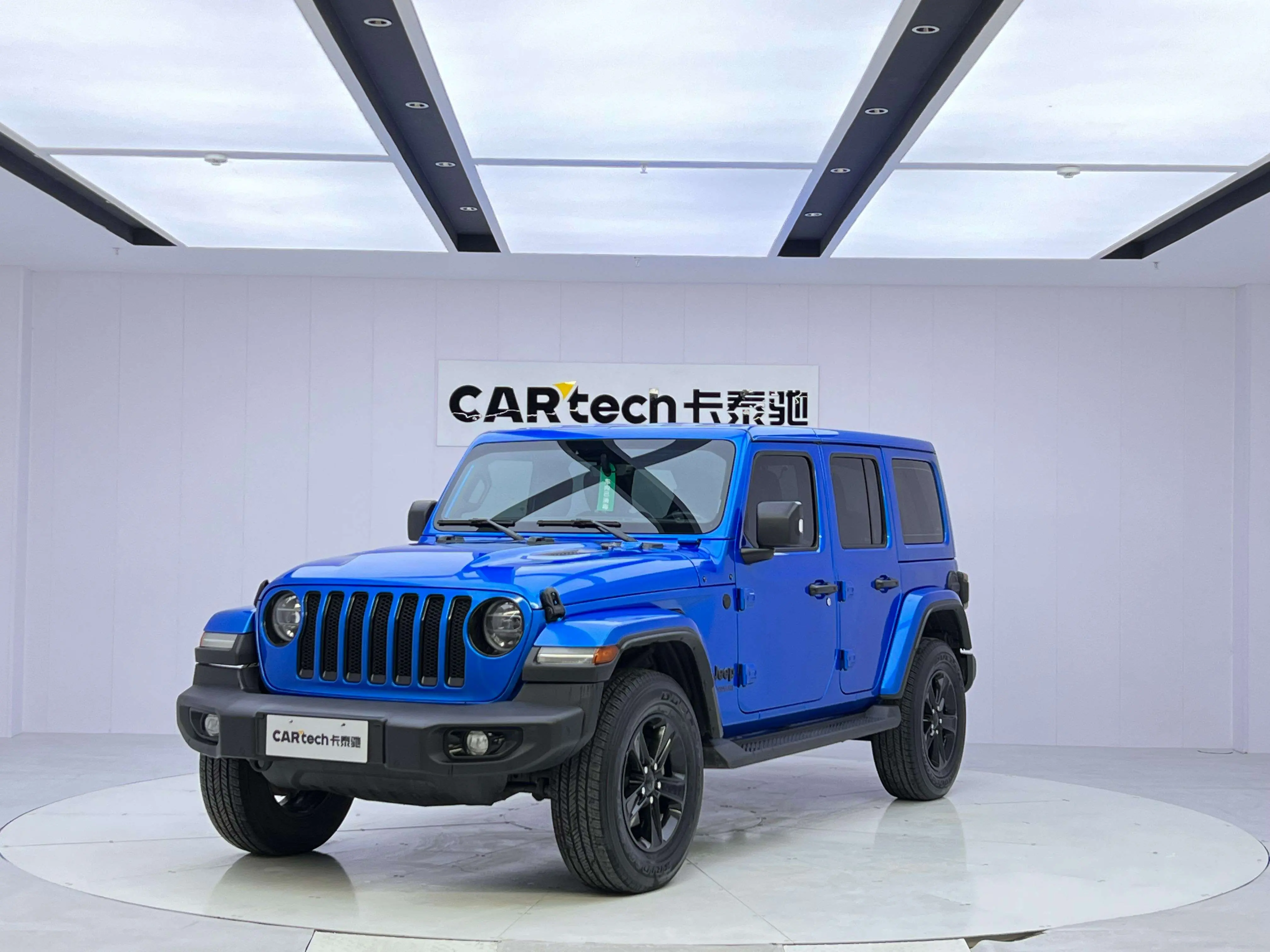 Jeep Wrangler  из Китая