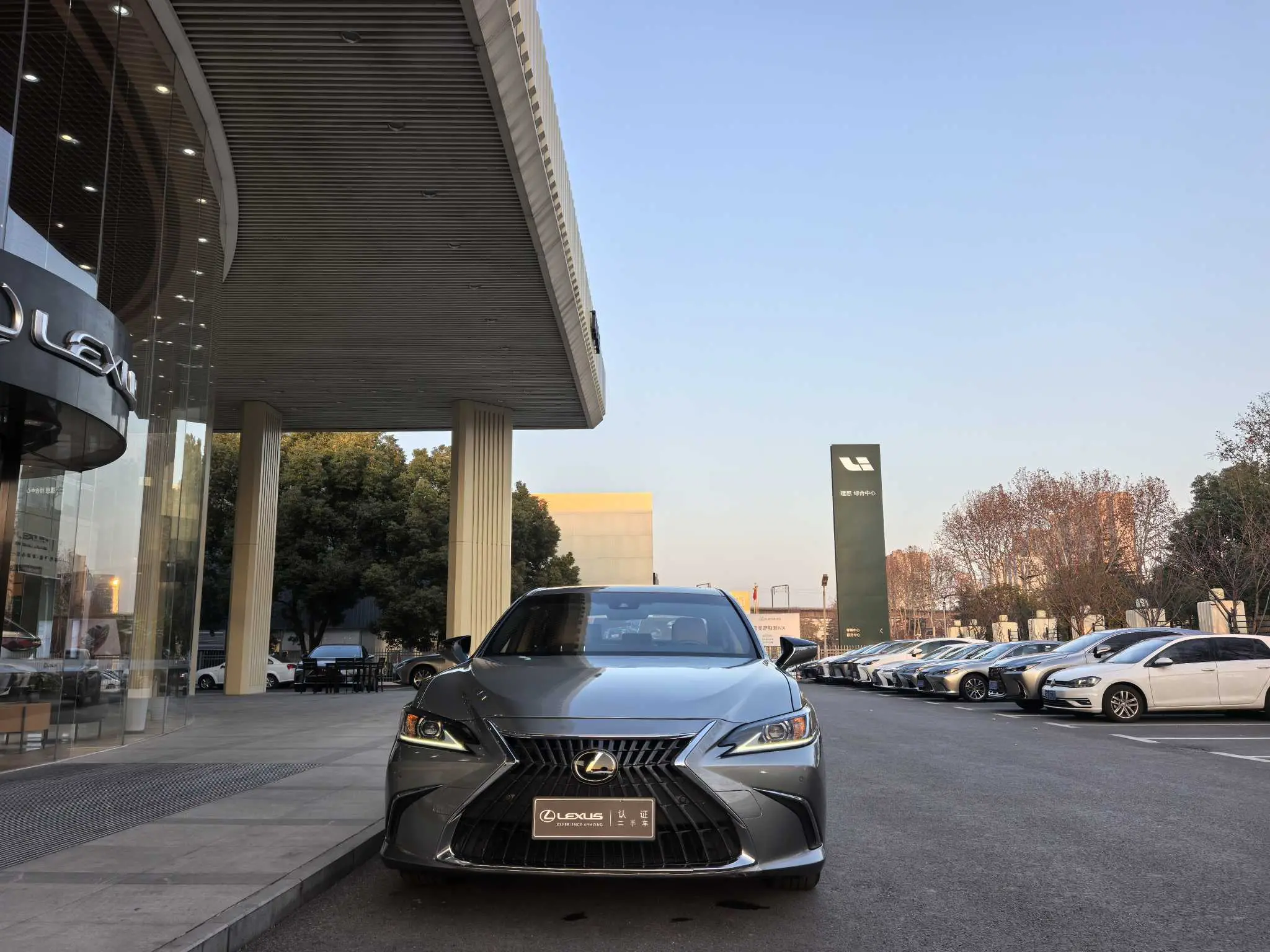 Lexus ES  из Китая