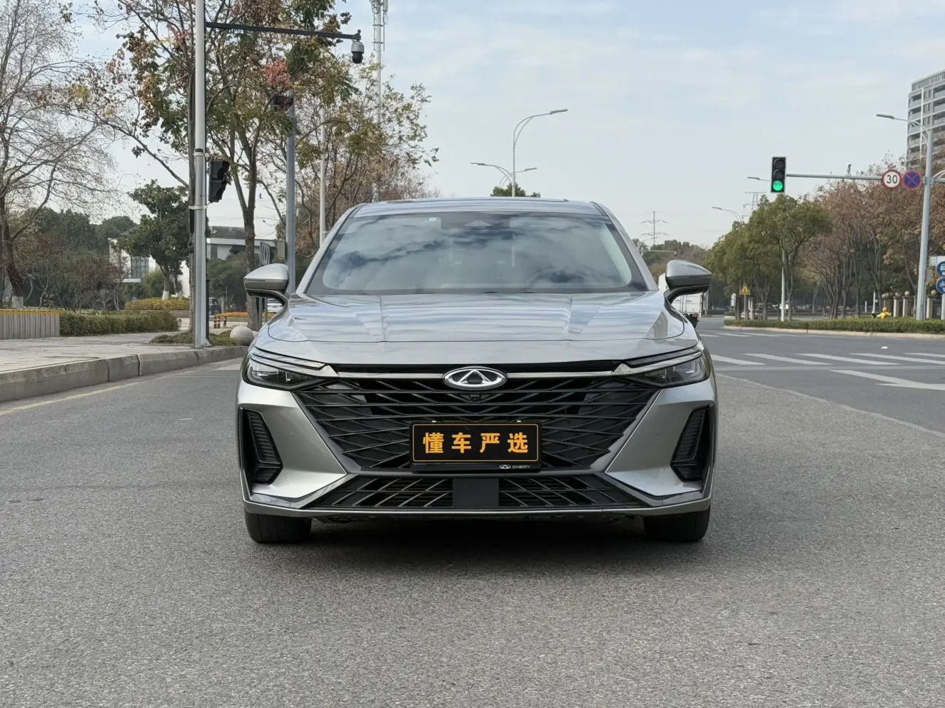 Chery Arrizo 8  из Китая