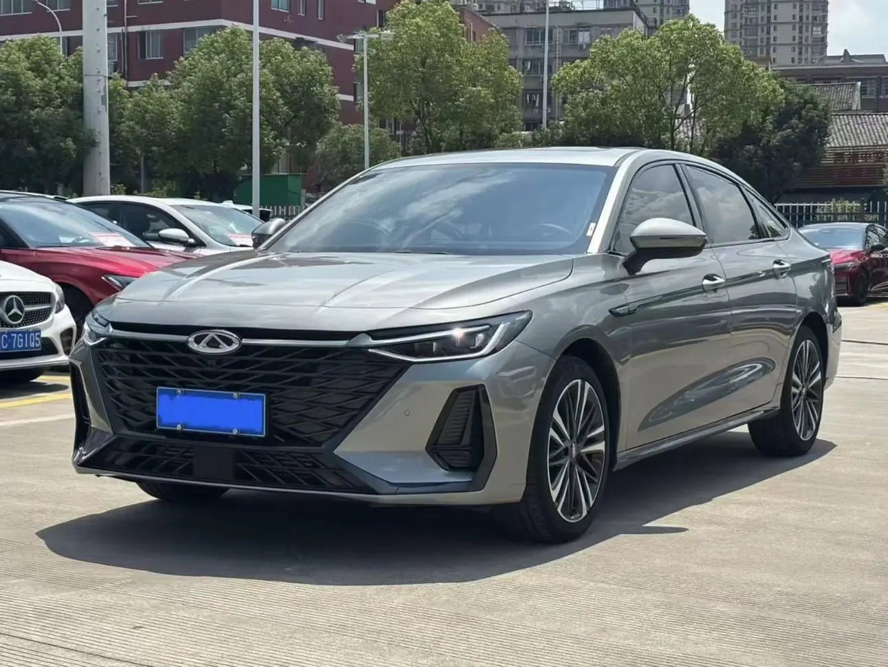 Chery Arrizo 8  из Китая