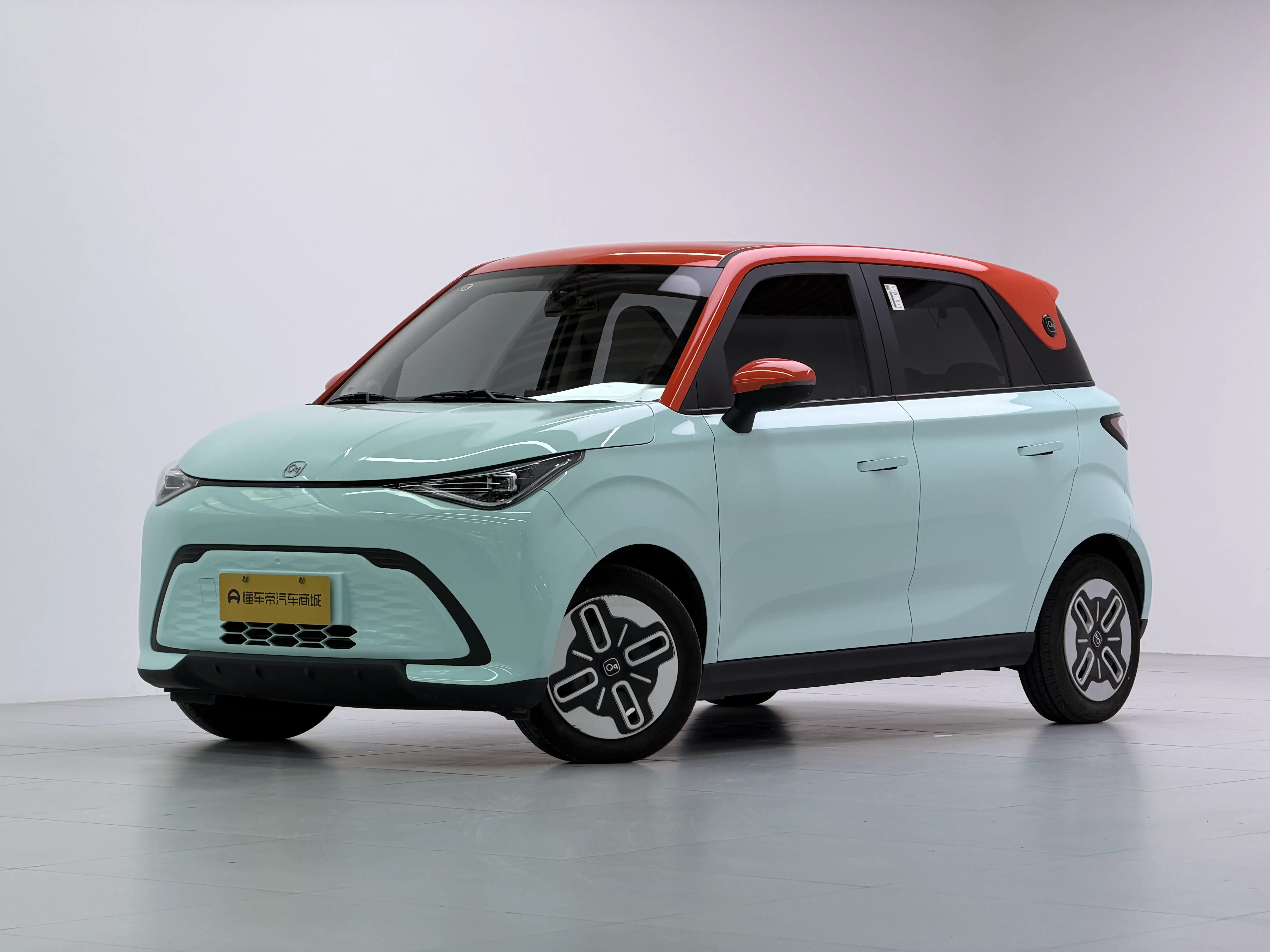 Chery Domi  из Китая