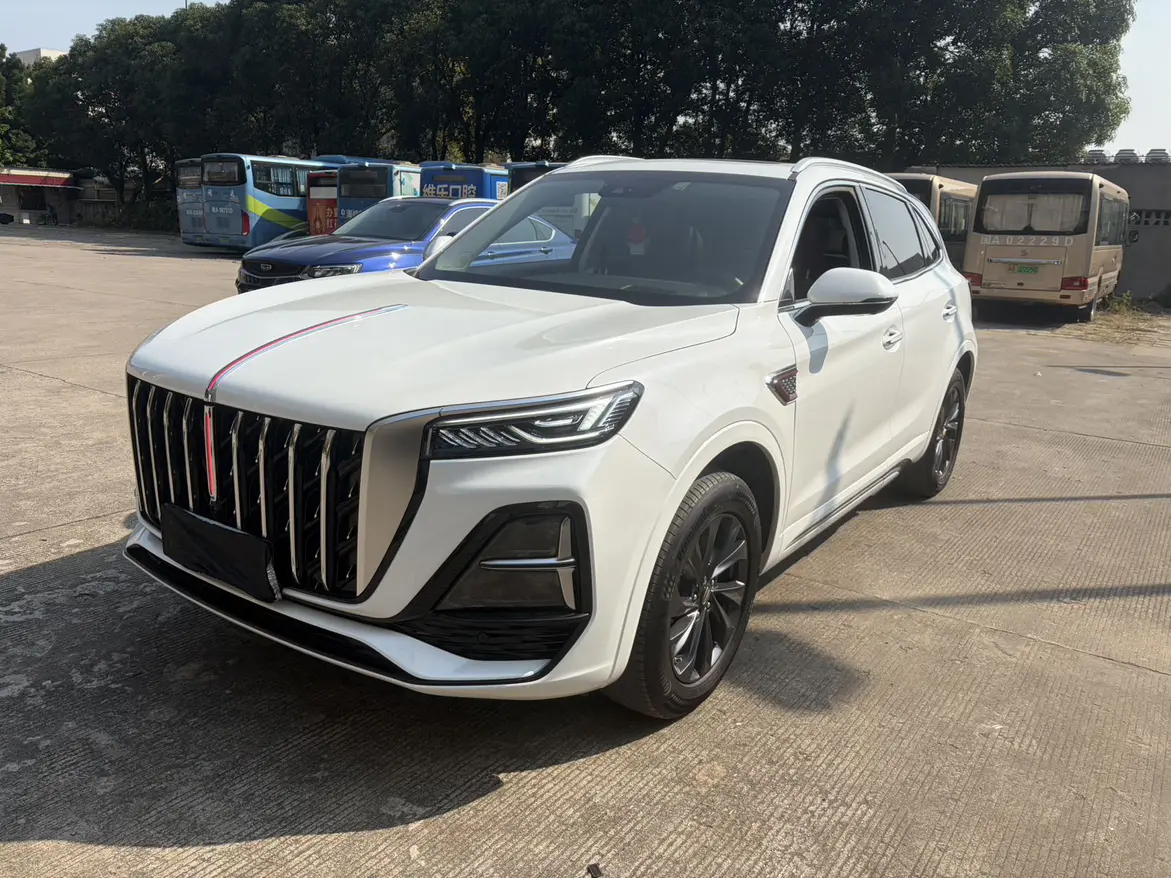 Hongqi HS5  из Китая