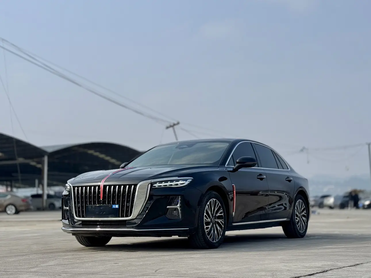 Hongqi H5  из Китая