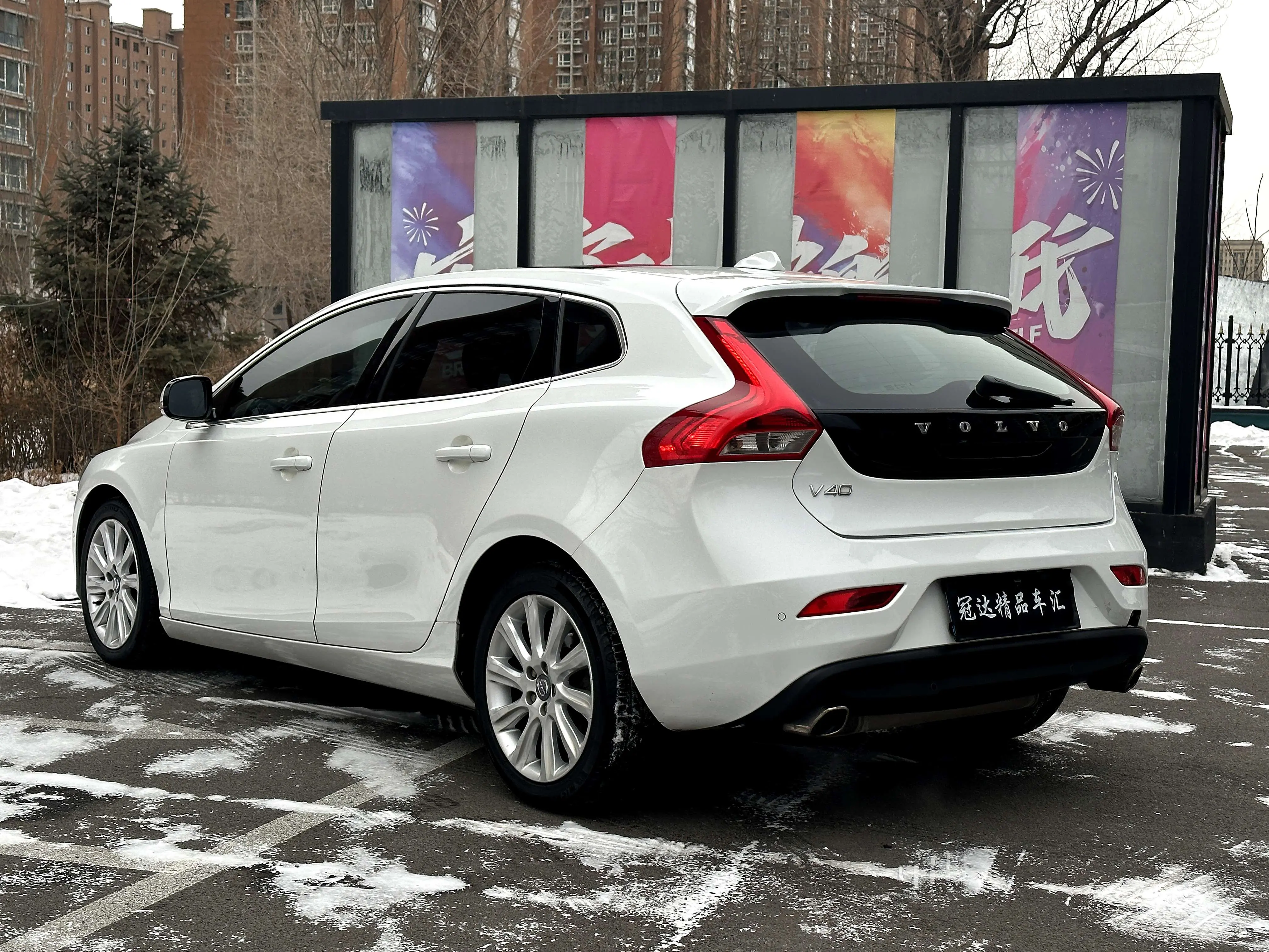 Volvo V40  из Китая