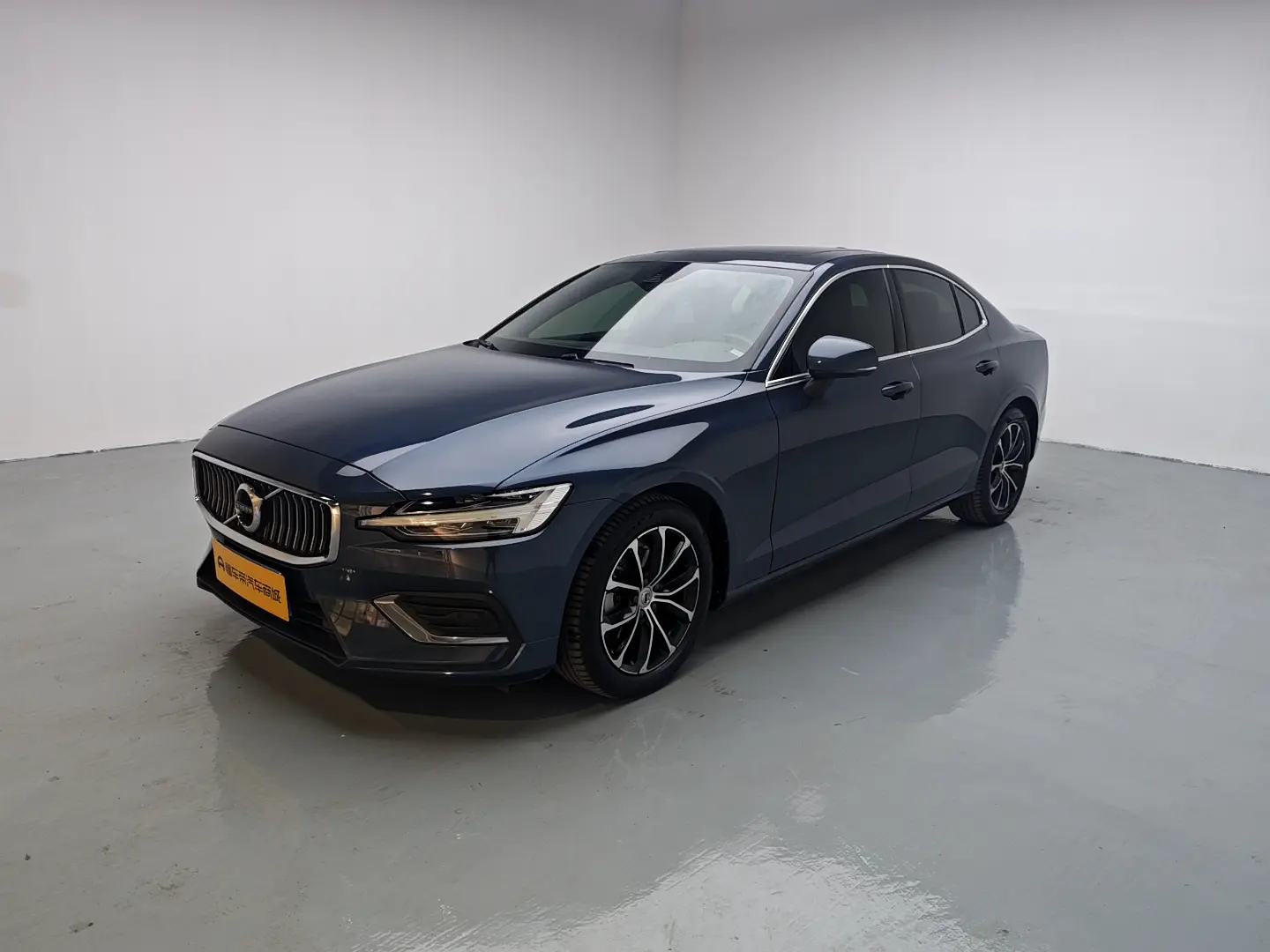 Volvo S60  из Китая