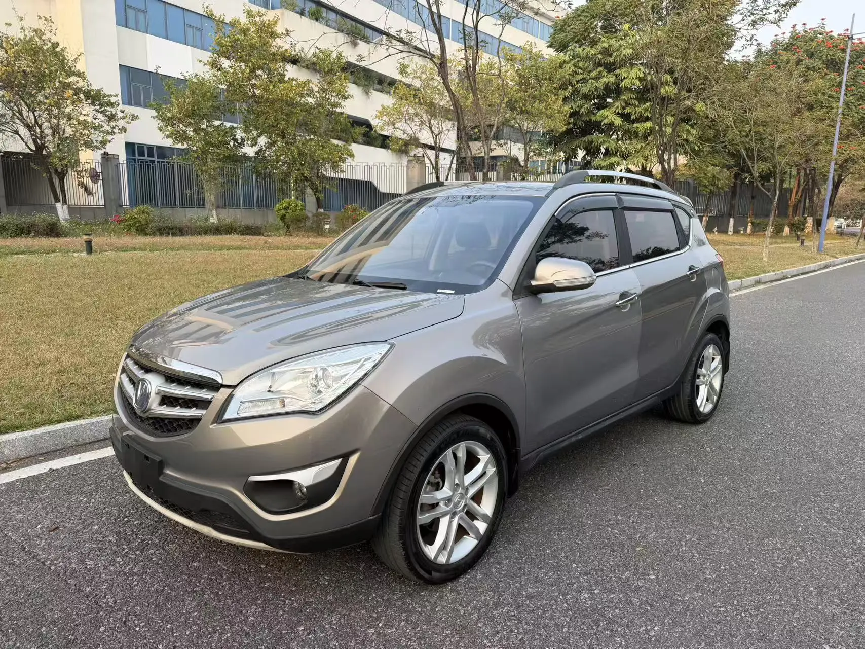 Changan CS35  из Китая