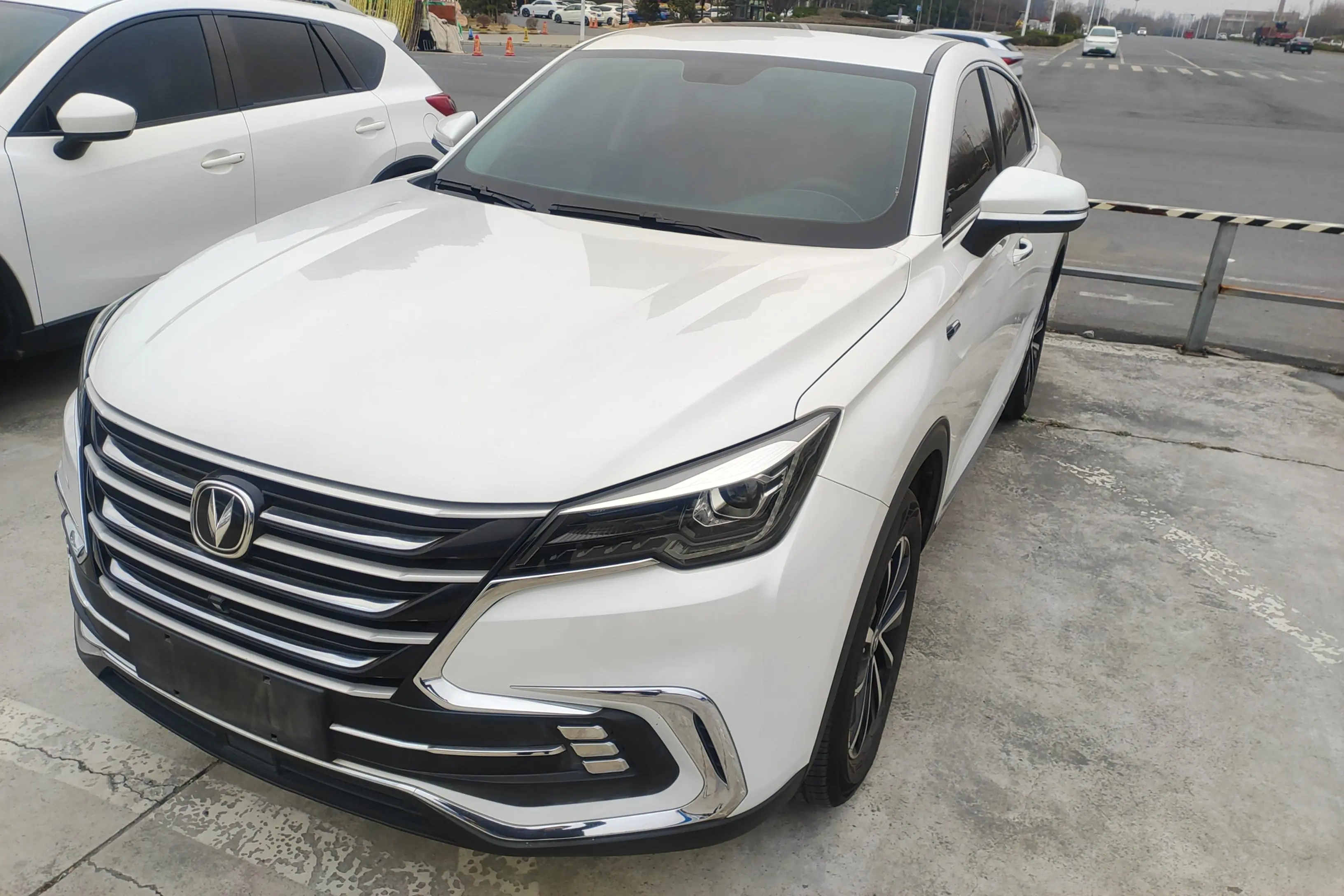 Changan CS85 COUPE  из Китая