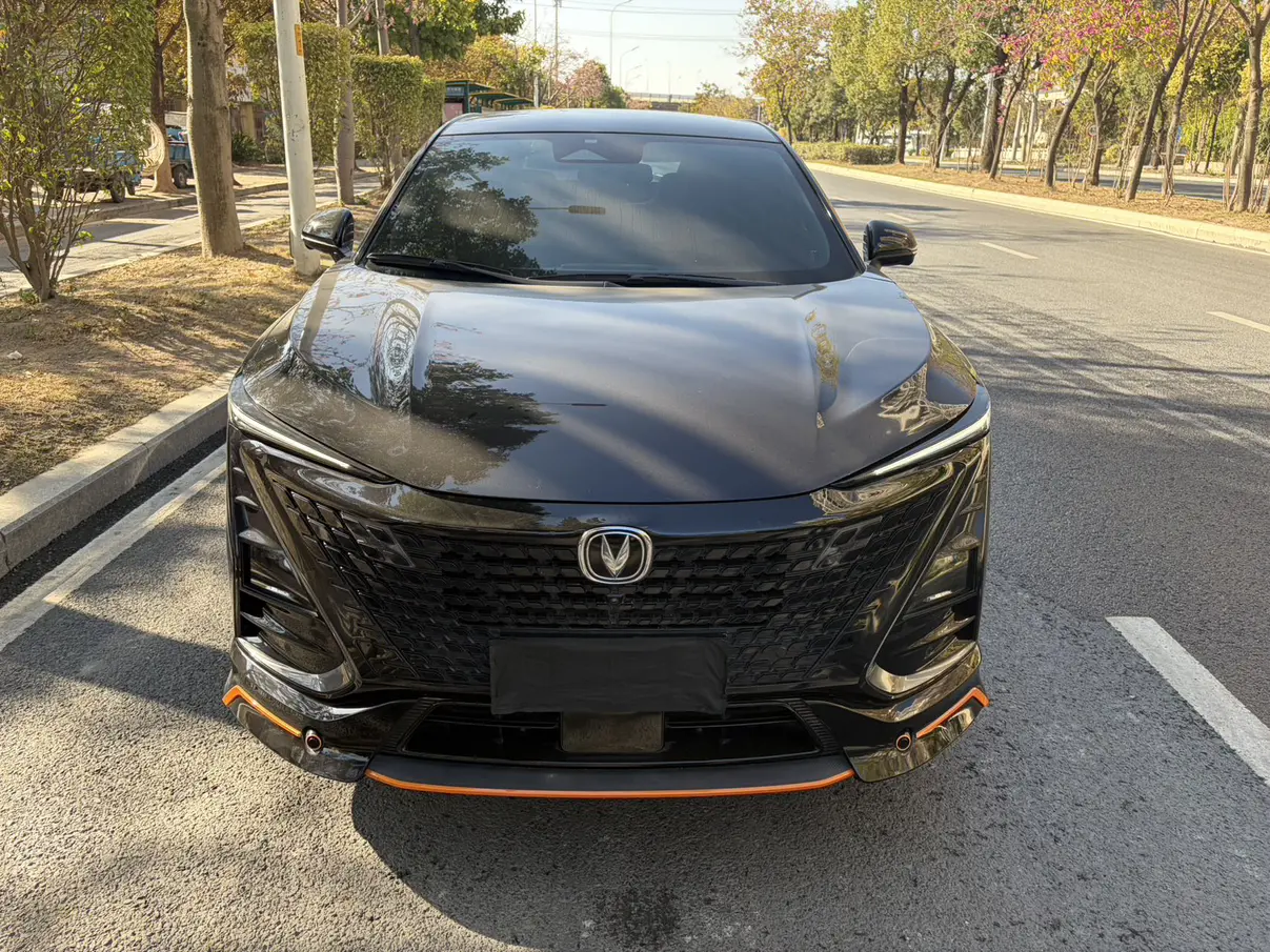 Changan UNI-T  из Китая