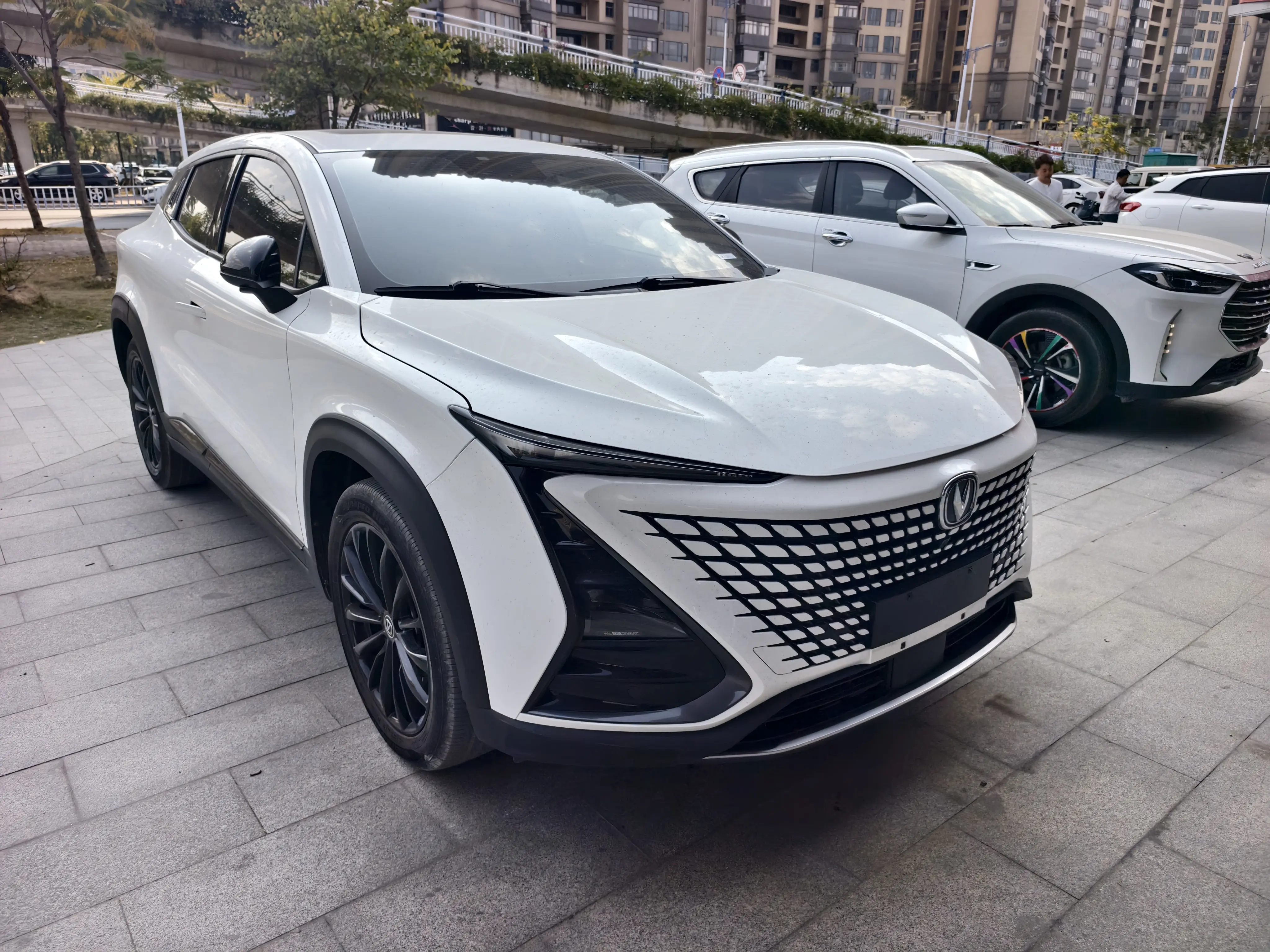 Changan UNI-T  из Китая