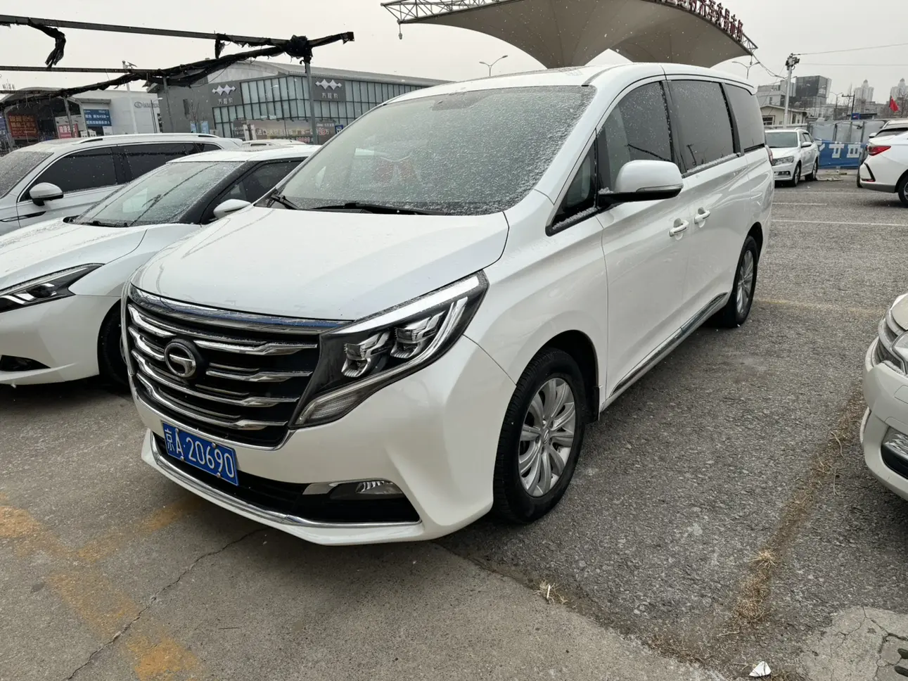 GAC Trumpchi M8  из Китая