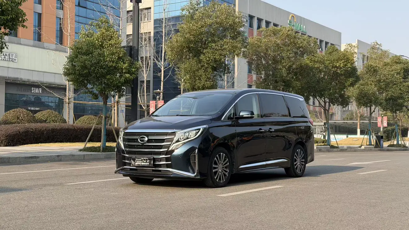 GAC Trumpchi M8  из Китая