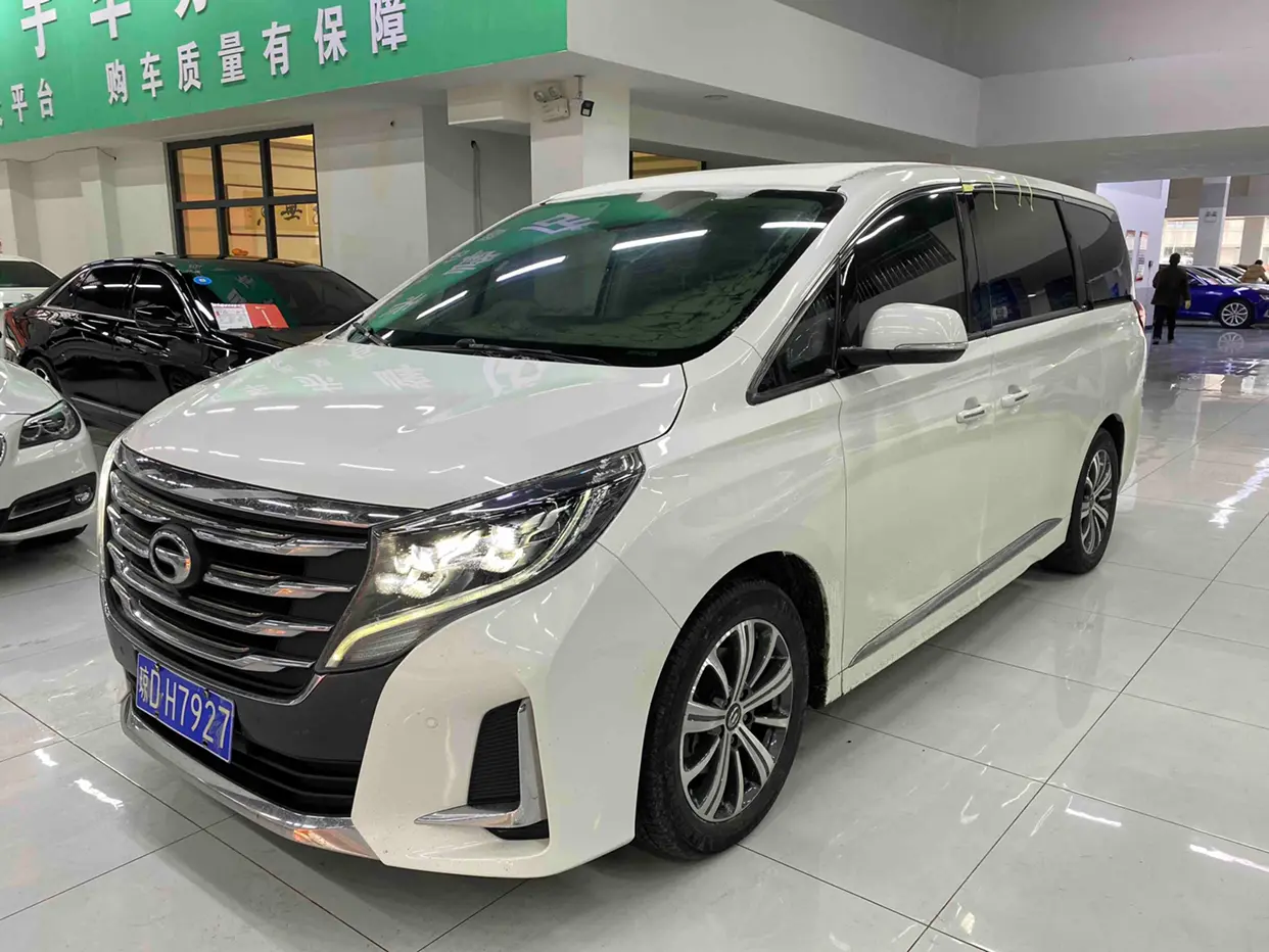 GAC Trumpchi M8  из Китая