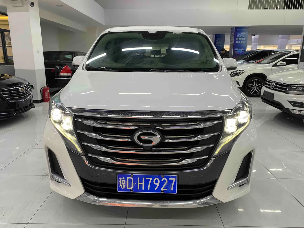 GAC Trumpchi M8  из Китая