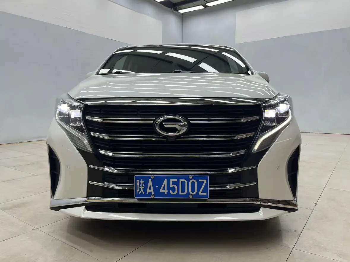 GAC Trumpchi M8  из Китая