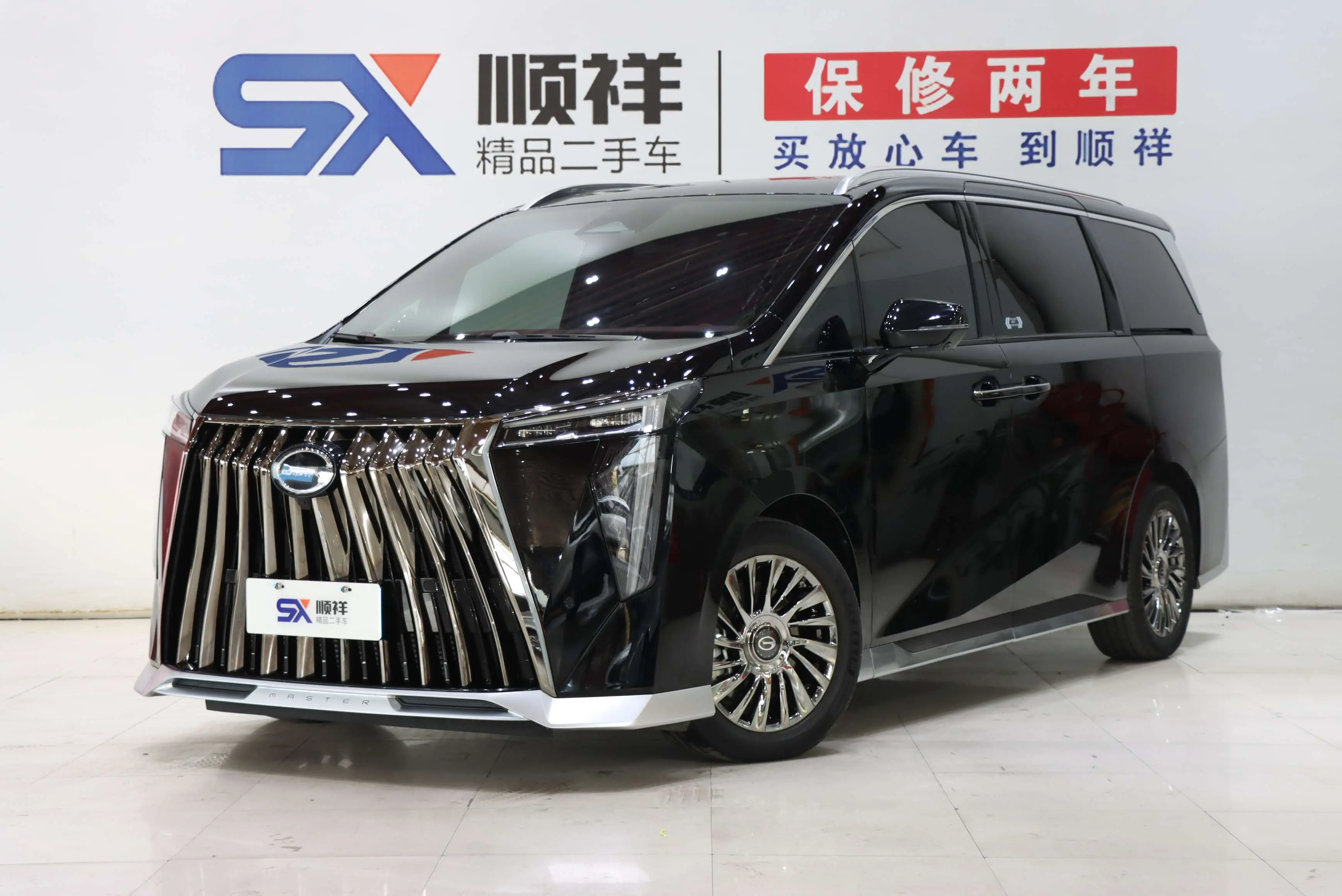 GAC Trumpchi M8  из Китая