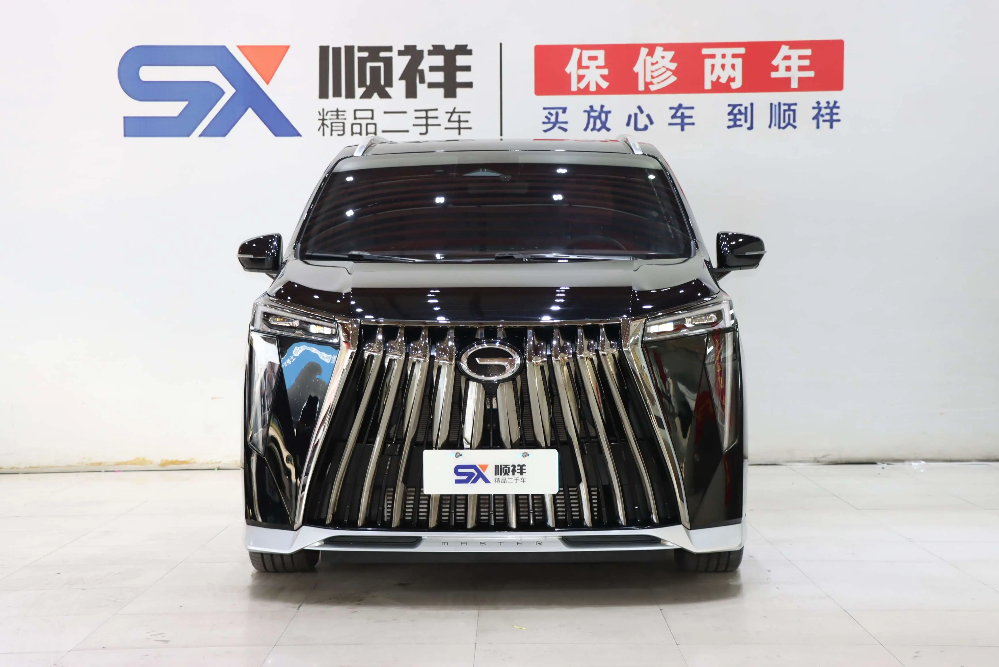 GAC Trumpchi M8  из Китая
