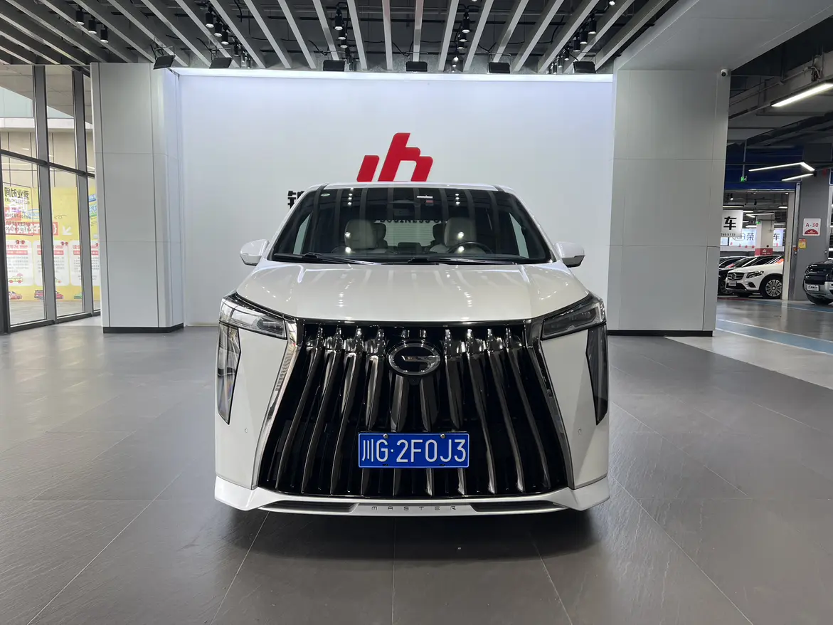 GAC Trumpchi M8  из Китая