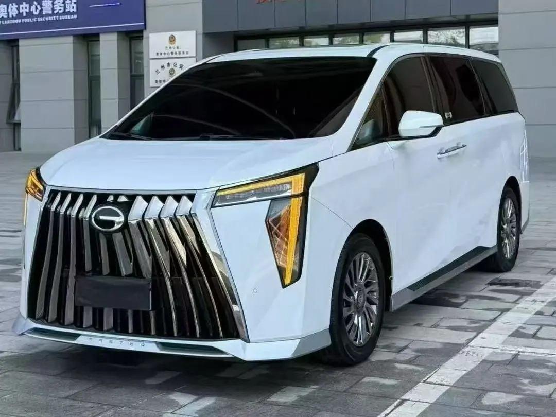 GAC Trumpchi M8  из Китая