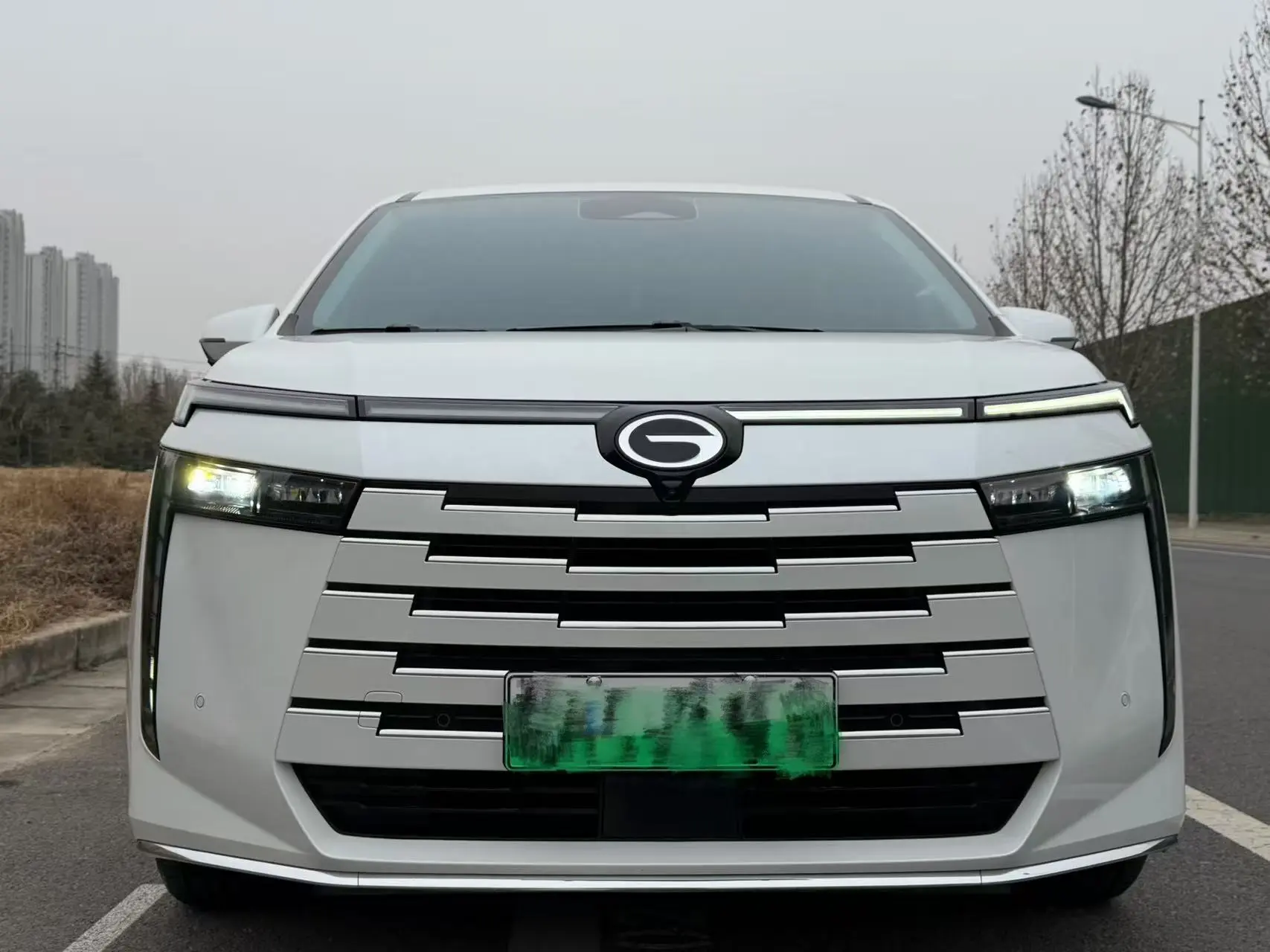 GAC Trumpchi E8 PHEV  из Китая