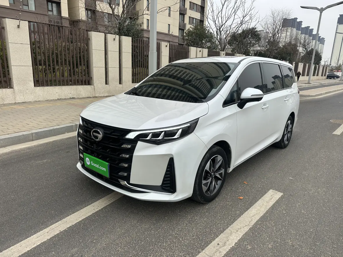 GAC Trumpchi M6  из Китая