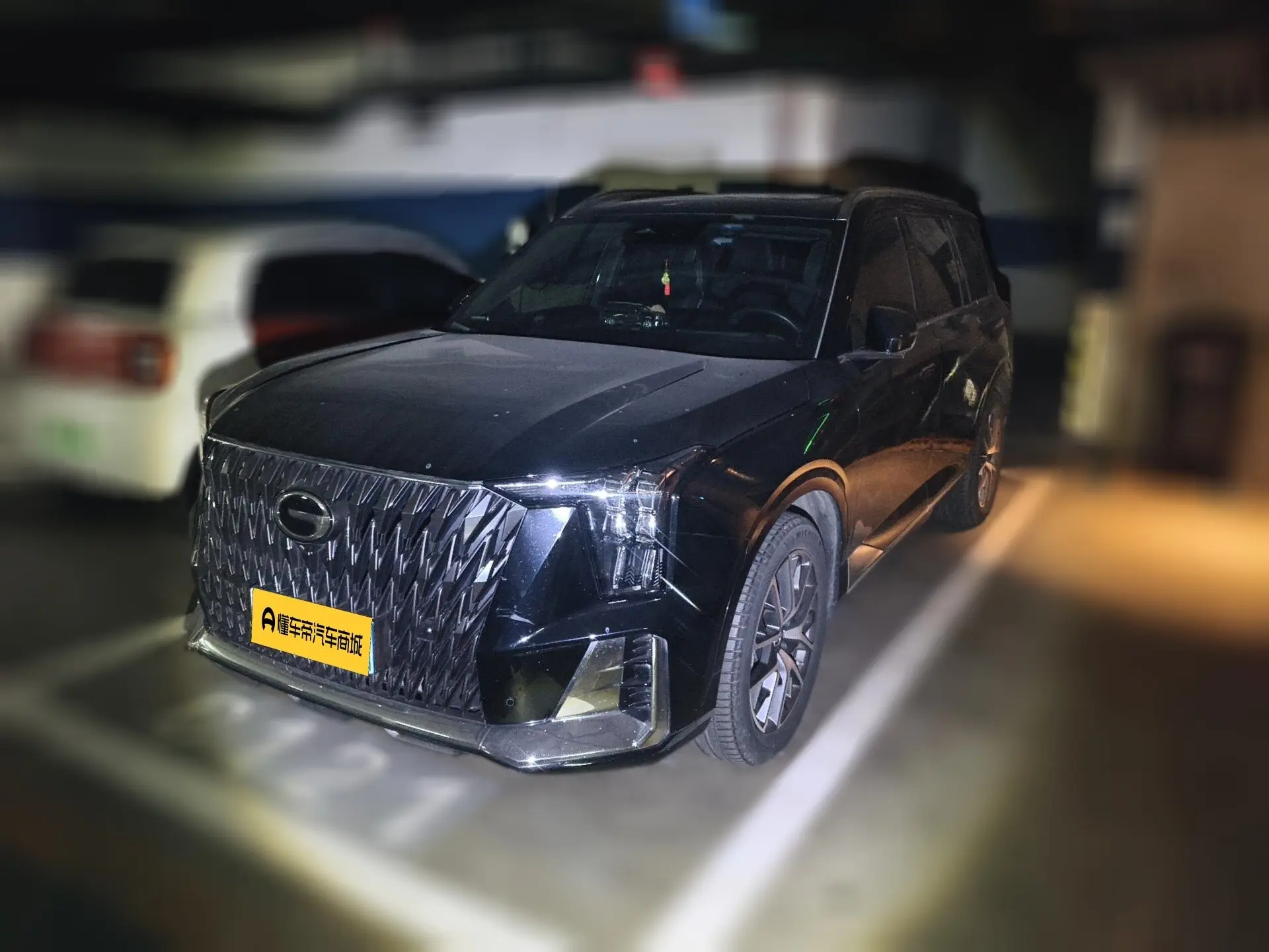 GAC Trumpchi GS8  из Китая