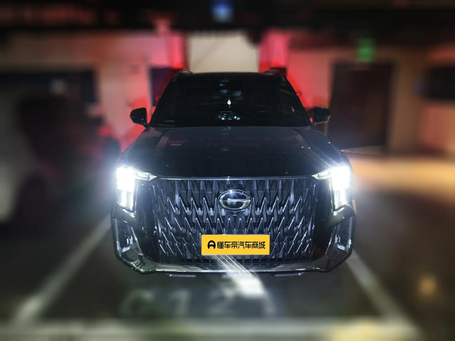 GAC Trumpchi GS8  из Китая